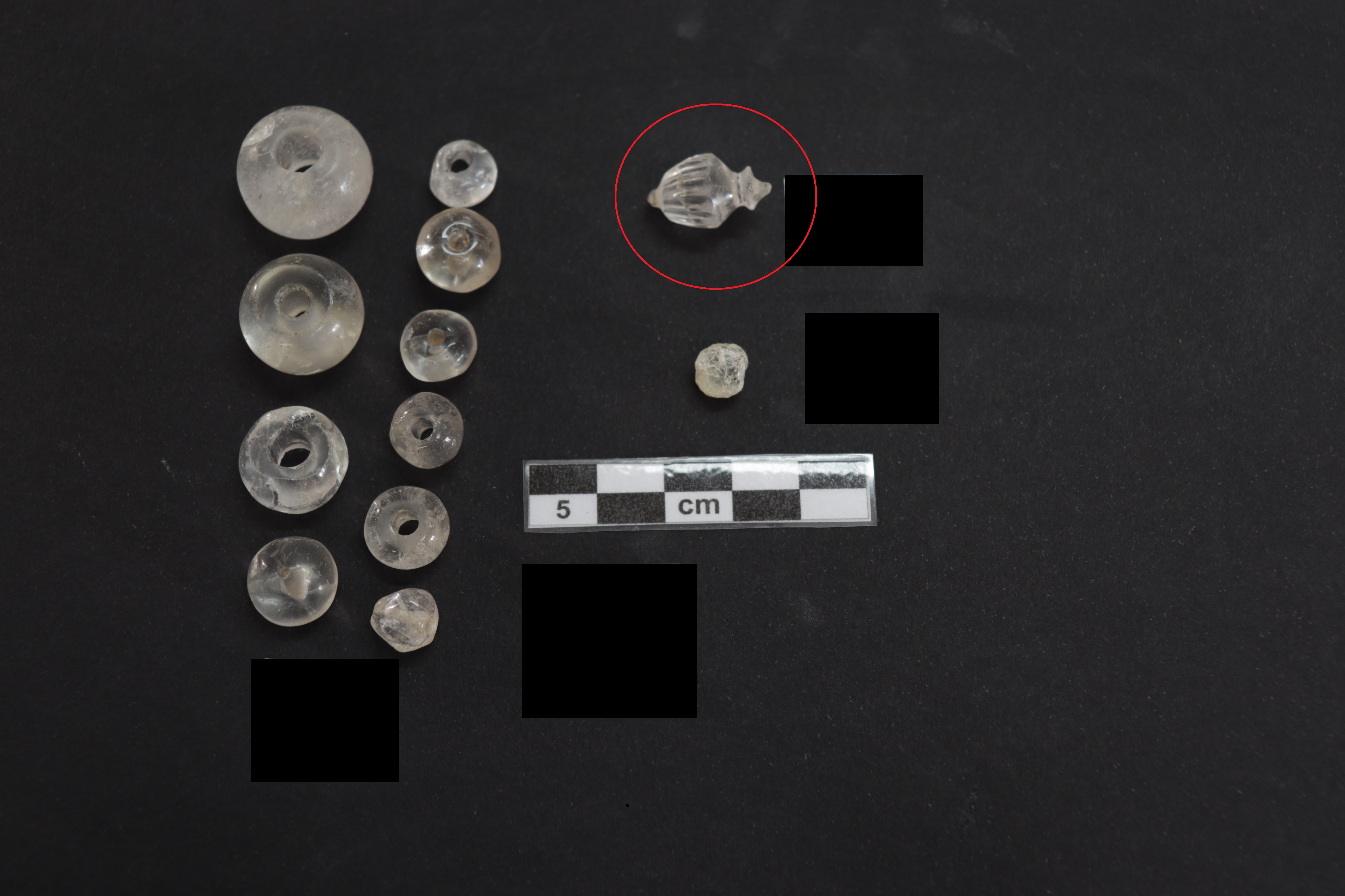 SINGOLO OGGETTO/ pendente, SECOLI/ I