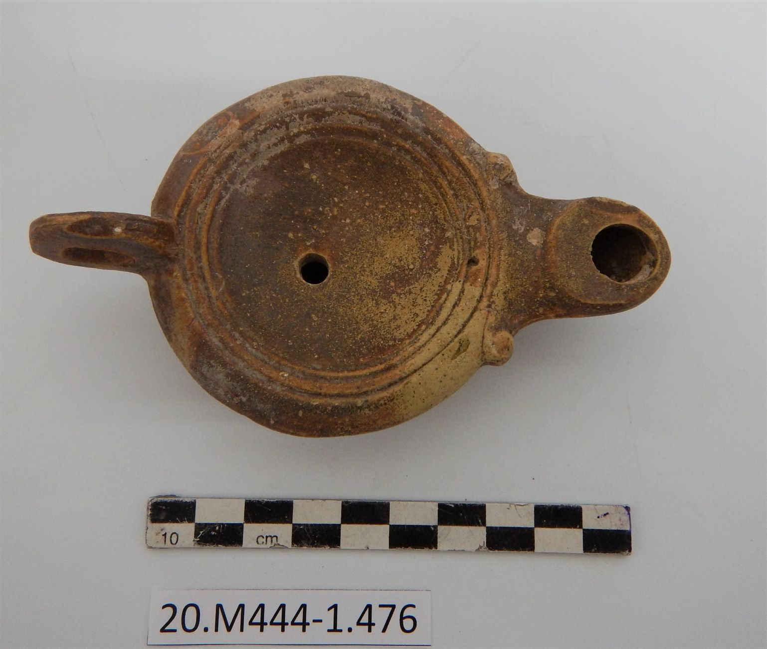 SINGOLO OGGETTO/ lucerna, SECOLI/ I