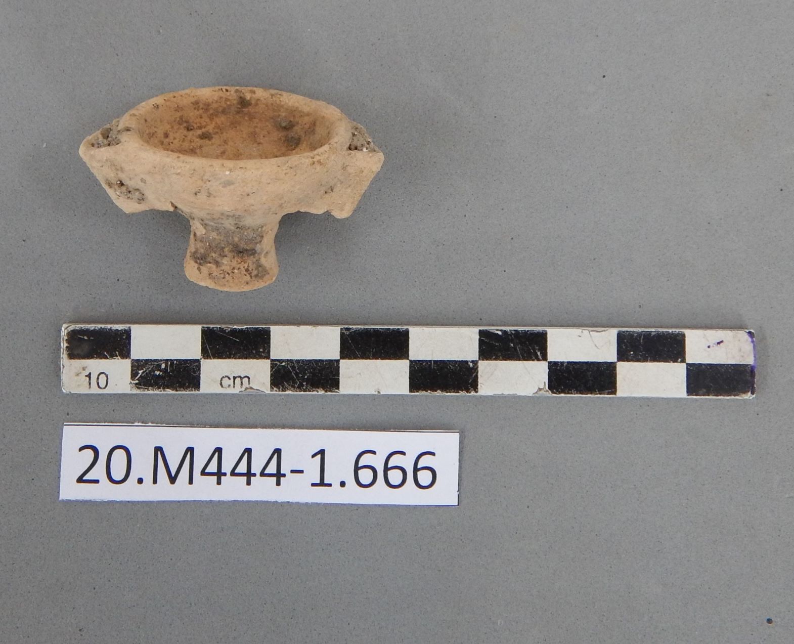 SINGOLO OGGETTO/ calice, SECOLI/ II a.C