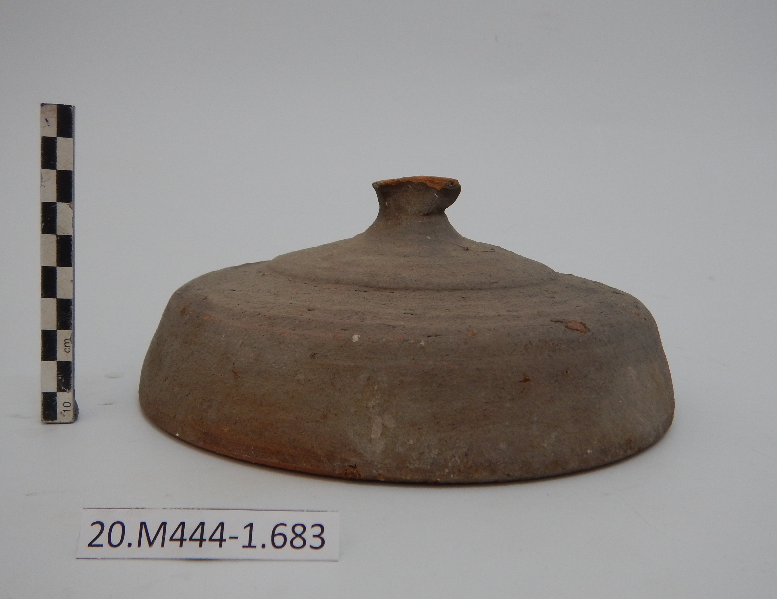 SINGOLO OGGETTO/ coperchio, SECOLI/ I