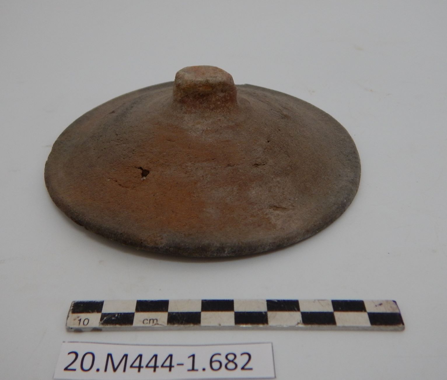 SINGOLO OGGETTO/ coperchio, SECOLI/ I