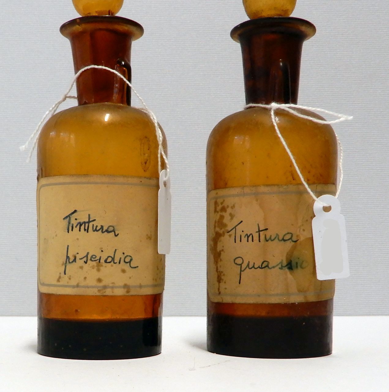 preparato farmaceutico di Farmacia e Laboratorio chimico farmaceutico Giovanni Parenti Siena (secondo quarto XX)