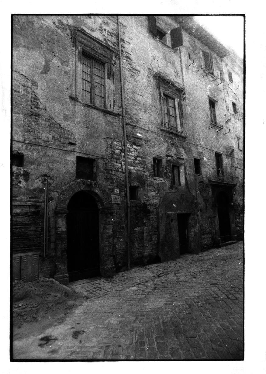 Casa a schiera (casa a schiera) - Pergola (PU) 