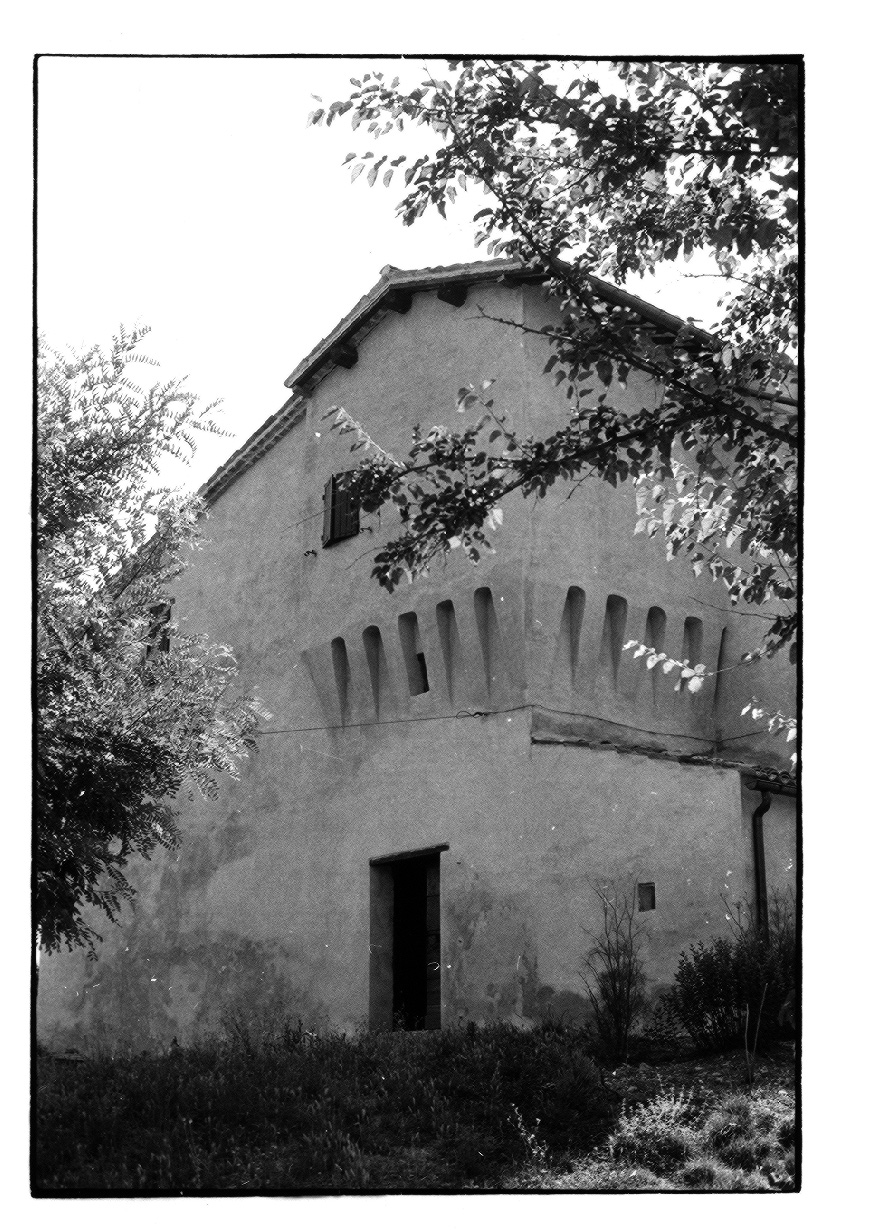 Torrione (torrione) - Pergola (PU) 