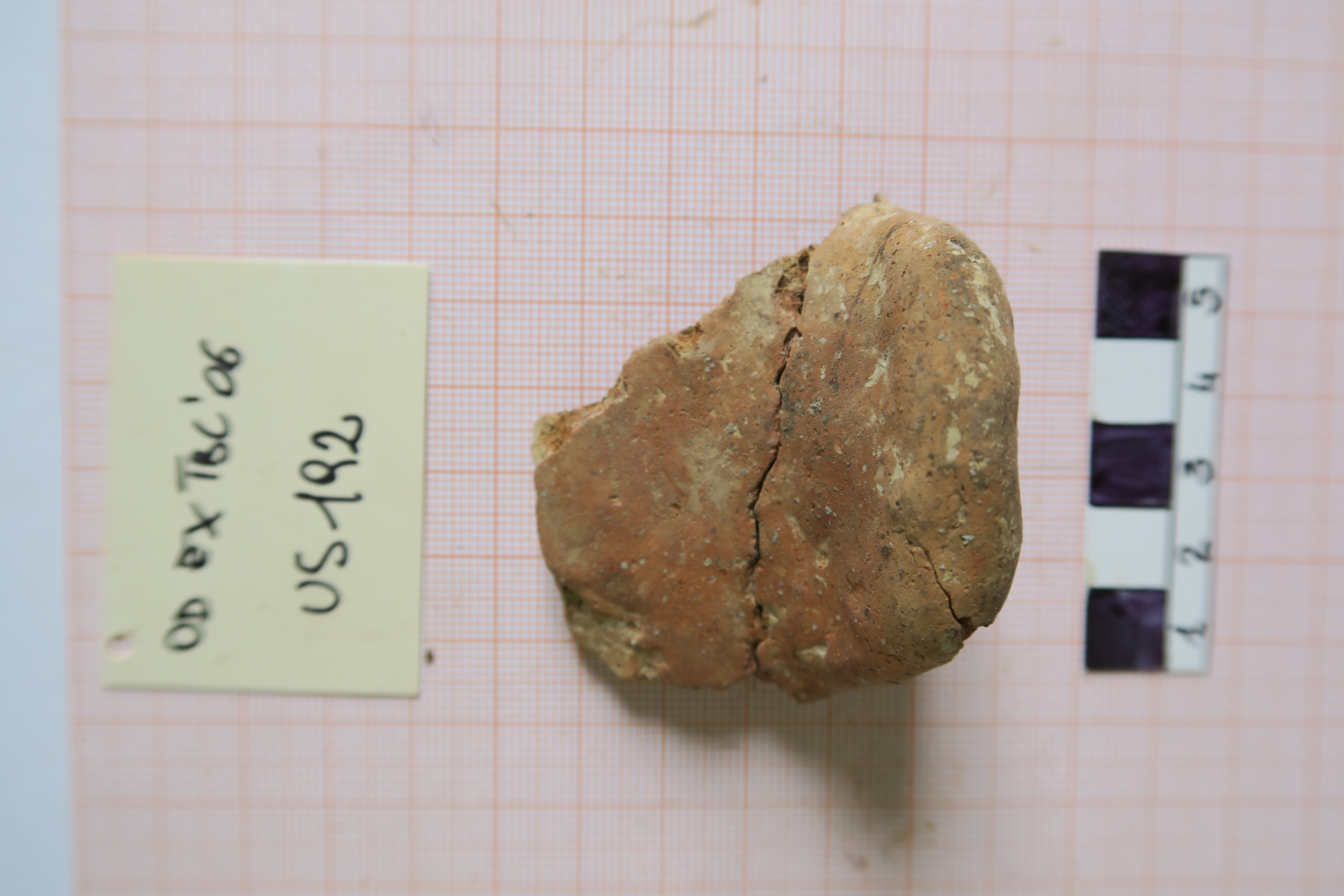 SINGOLO OGGETTO/ biconico, PERIODIZZAZIONI/ Protostoria/ Eta' del Ferro/ Prima eta' del Ferro