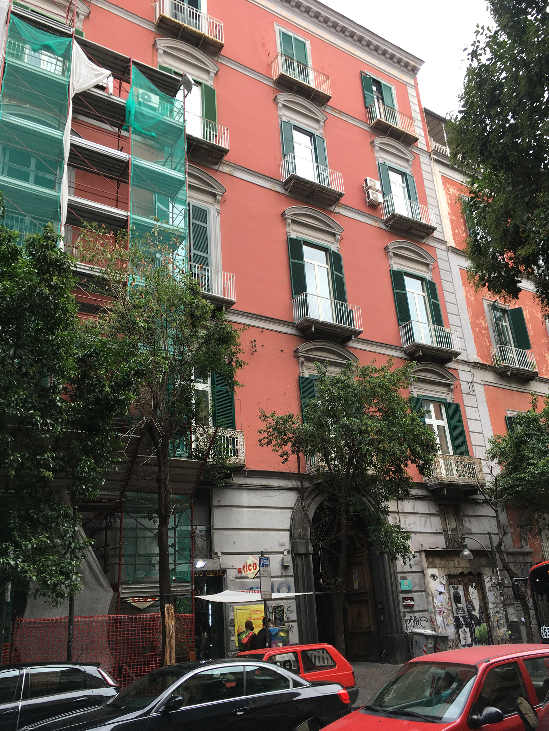 [Palazzo in Via S. Maria di Costantinopoli, 30] (palazzo) - Napoli (NA) 