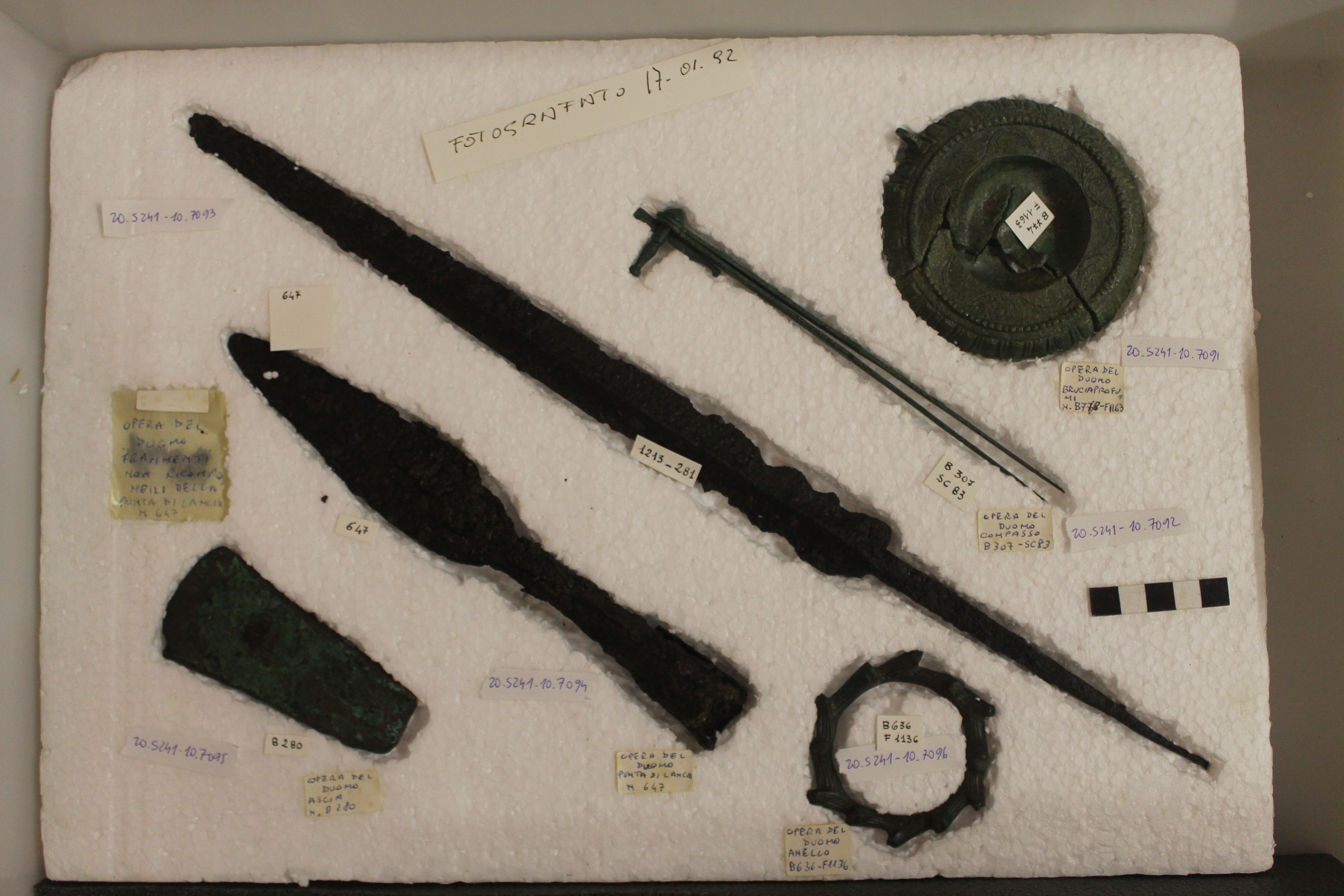 SINGOLO OGGETTO/ lancia, SECOLI/ V a.C