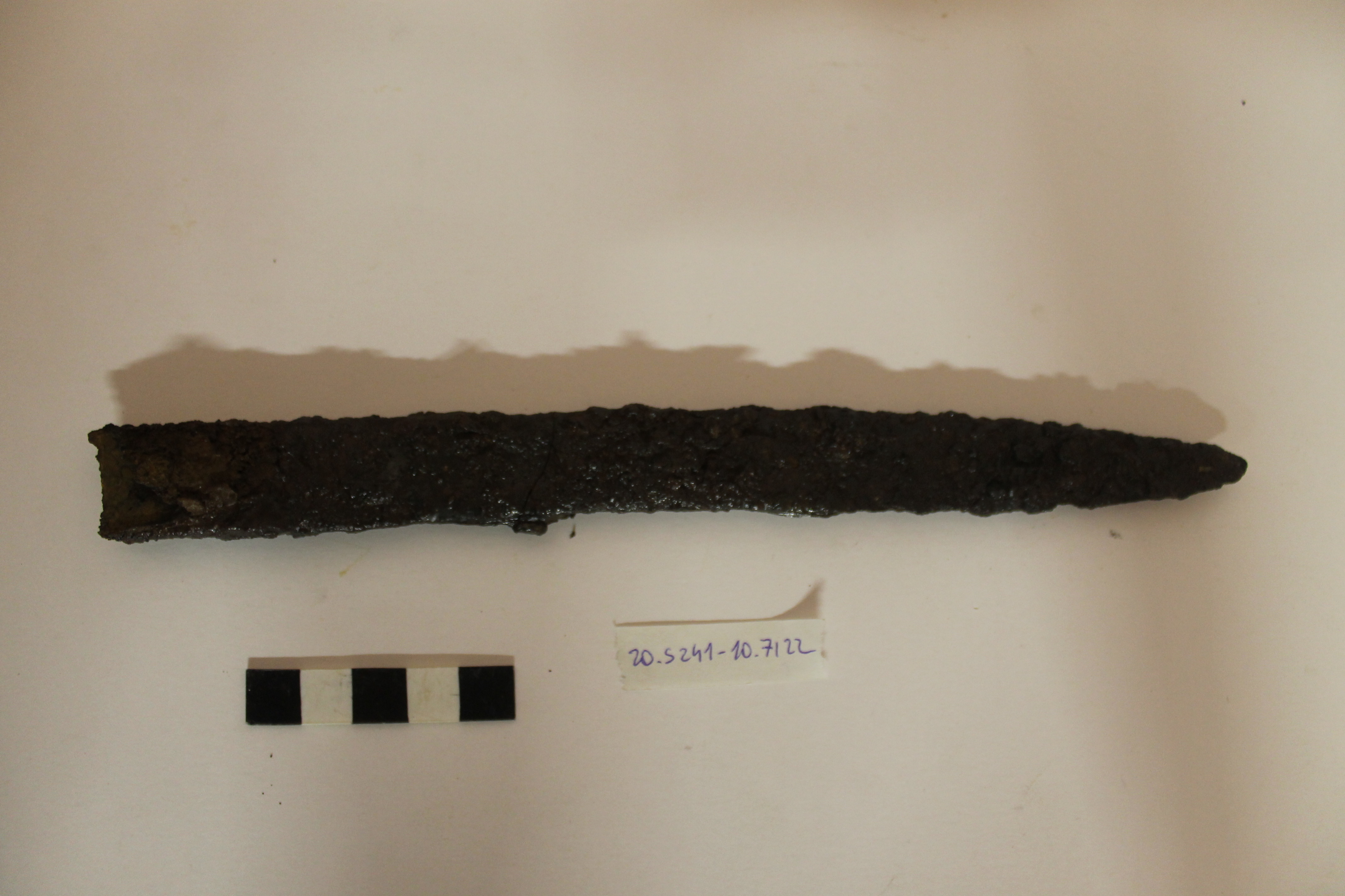 SINGOLO OGGETTO/ coltello, SECOLI/ VI a.C