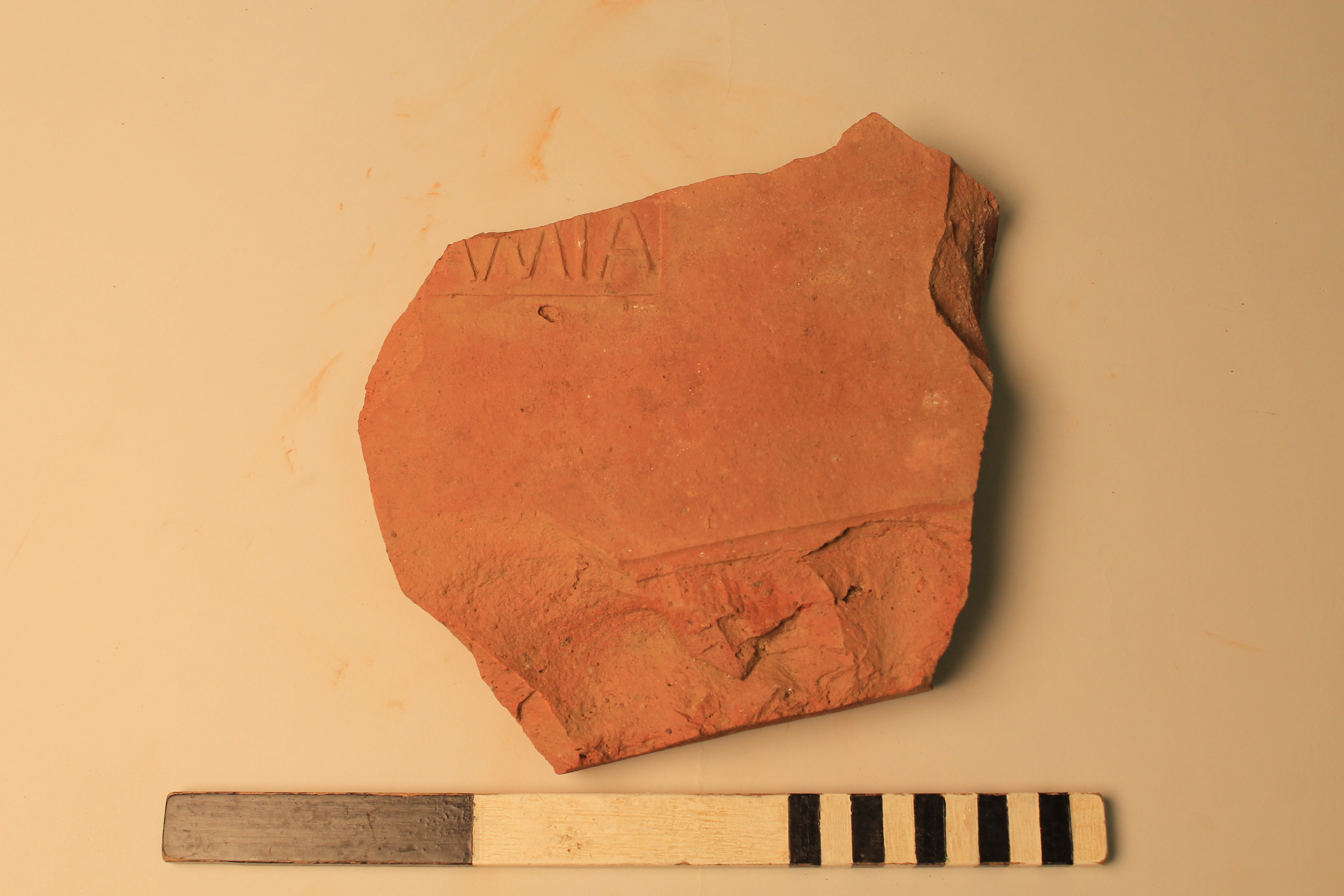 SINGOLO OGGETTO/ tegola, PERIODIZZAZIONI/ Storia/ Eta' antica/ Eta' romana/ Eta' romana imperiale