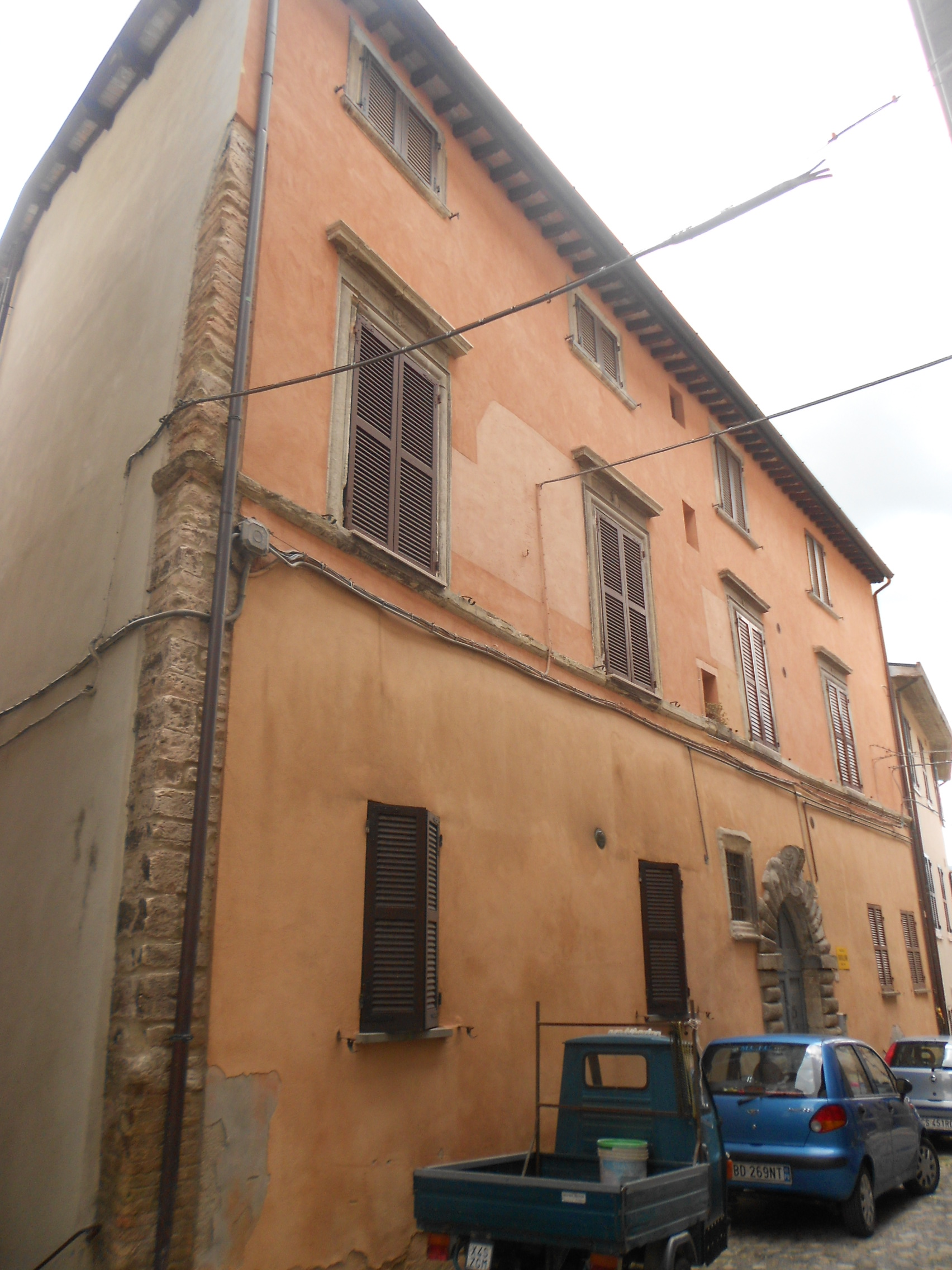 Palazzo Brollini (palazzo, signorile) - Fossombrone (PU)  (XVI)