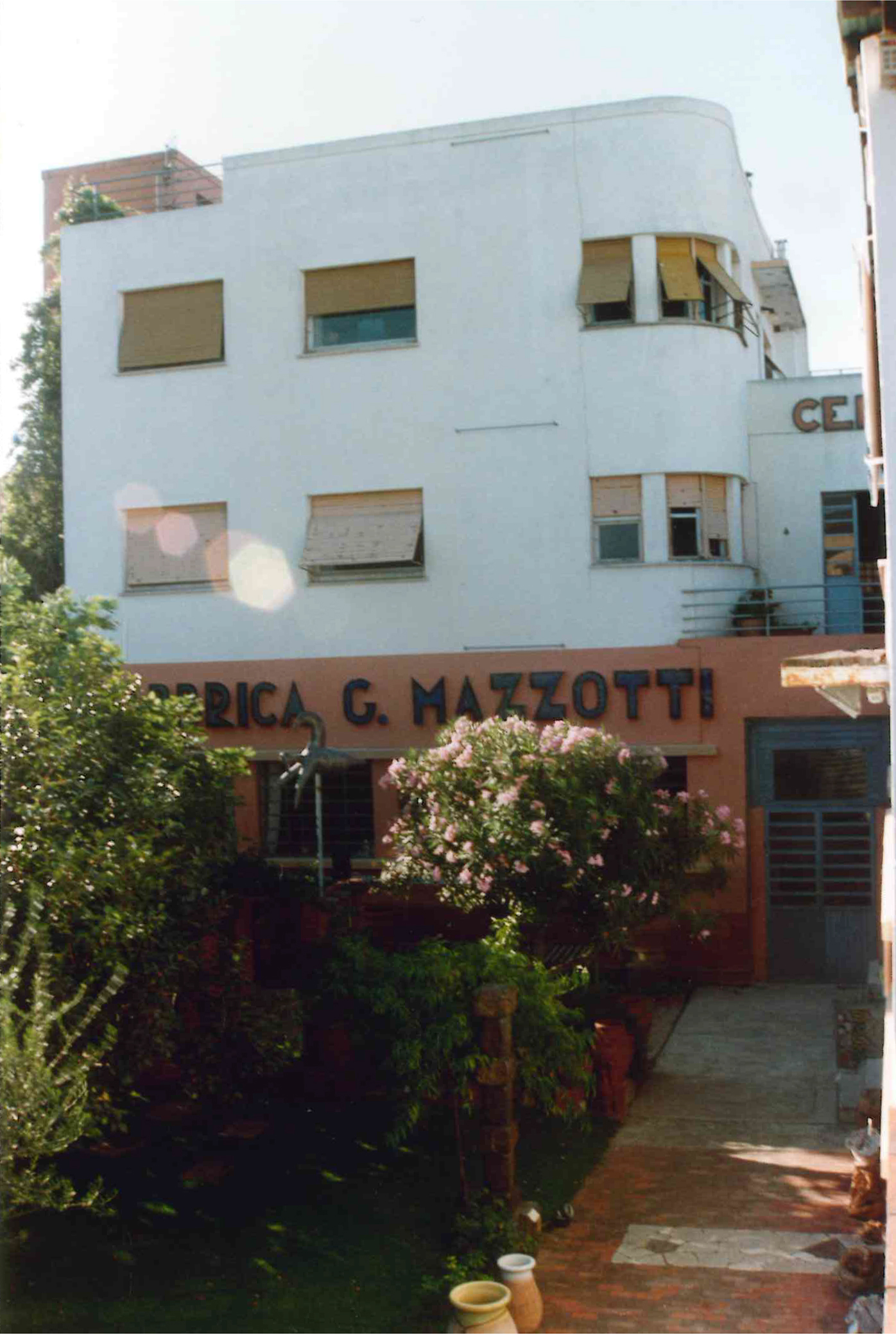 Fabbrica Mazzotti (fabbrica, ceramica) - Albissola Marina (SV)  (XX)