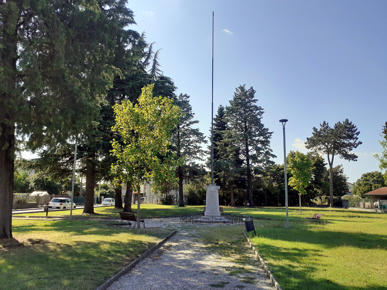 parco, commemorativo/ ai caduti di tutte le guerre, Parco della Rimembranza di Romans d'Isonzo - ambito Italia Settentrionale (XX)