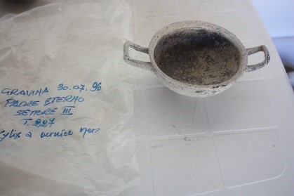 SINGOLO OGGETTO, SECOLI/ IV a.C