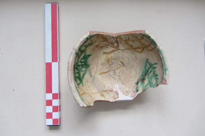 SINGOLO OGGETTO/ ciotola, PERIODIZZAZIONI/ Storia/ Eta' moderna/ Eta' rinascimentale