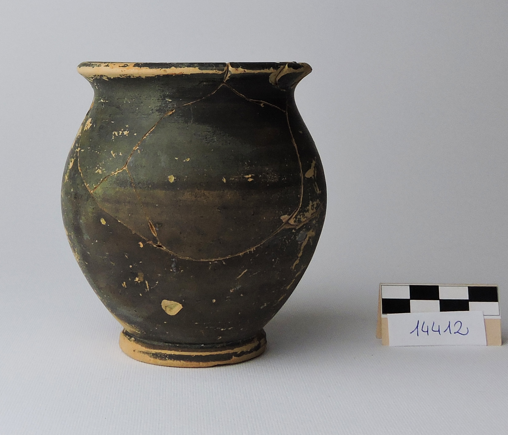 bicchiere, Morel 7222d2 - produzione locale (sec. II a.C)