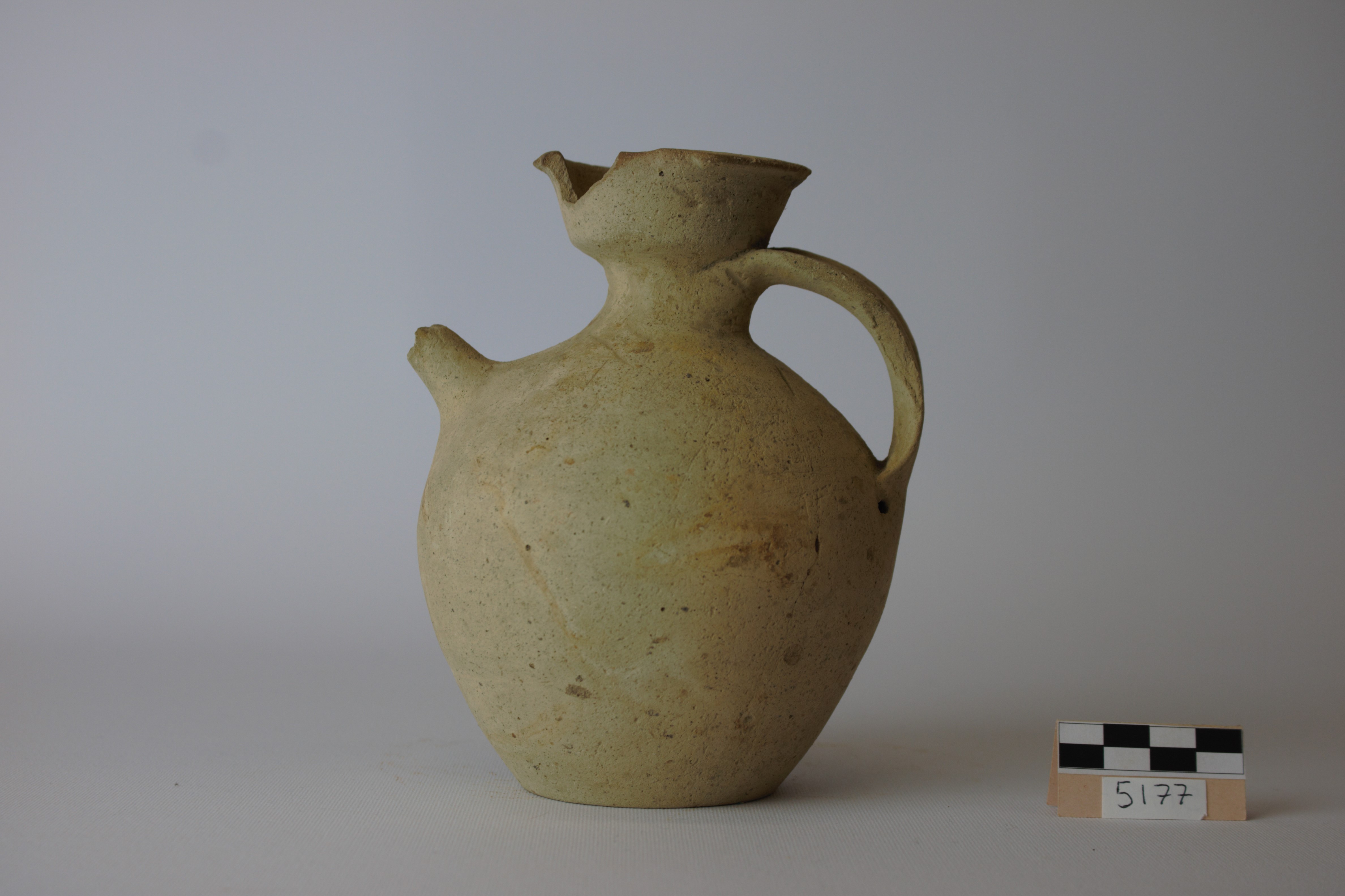 brocchetta a beccuccio - produzione locale (Seconda metà sec. III a.C)