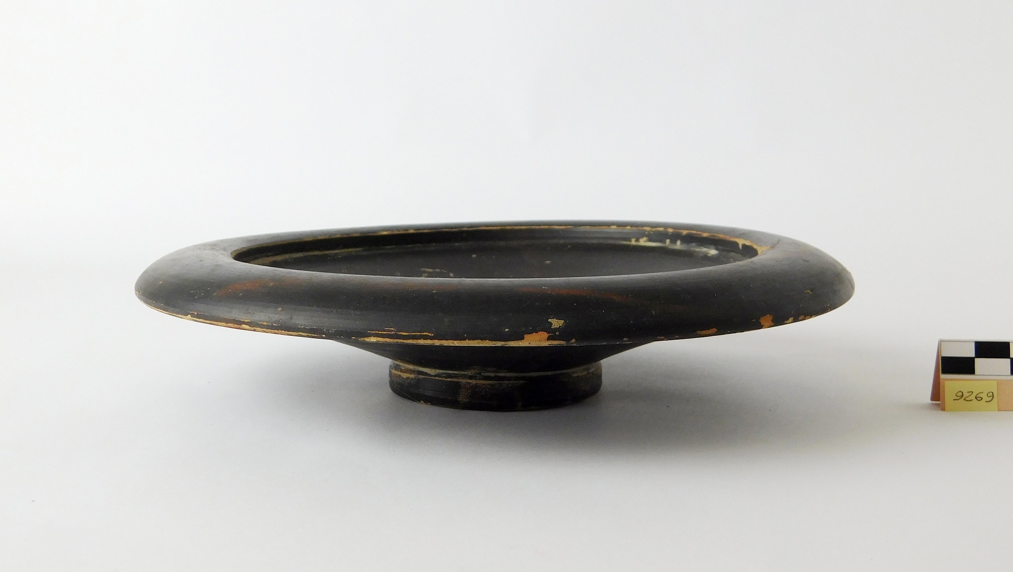 patera, Lamboglia 36/Morel 1314 - produzione locale adriese (secc. III/ II a.C)