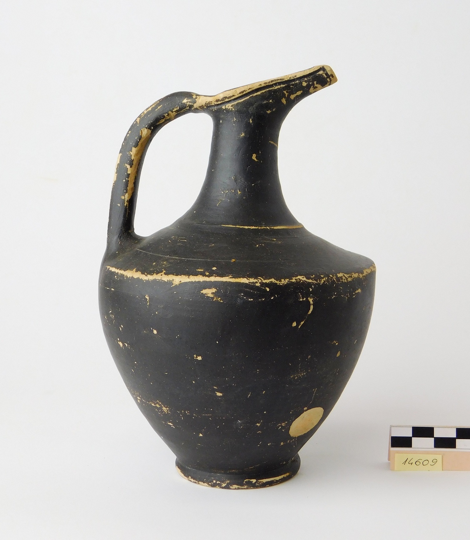 oinochoe a becco obliquo, vicino a Morel, serie 5743 - produzione locale (secc. III/ II a.C)