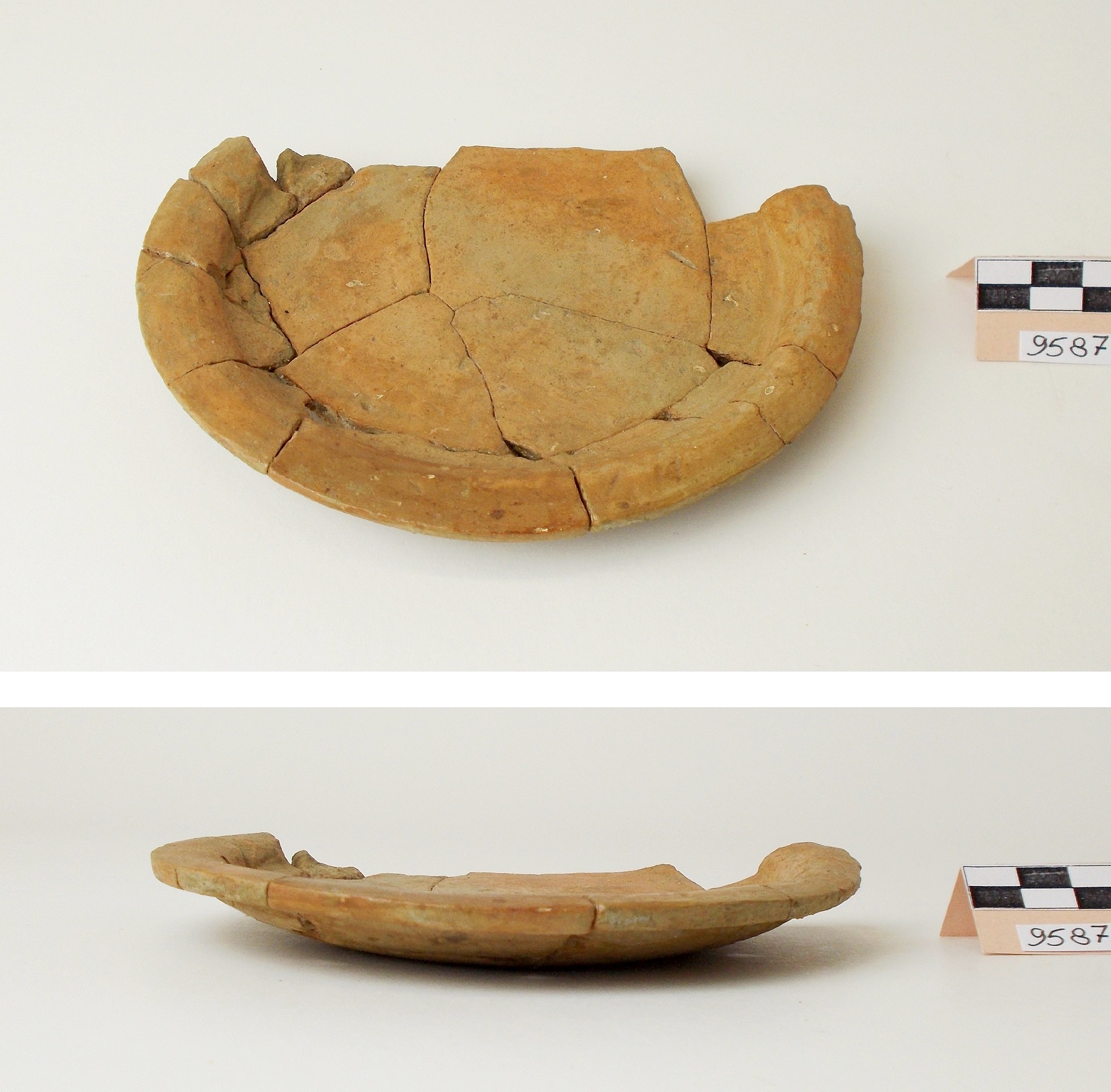 Piattello - produzione locale (fine secc. VI/ V a.C)