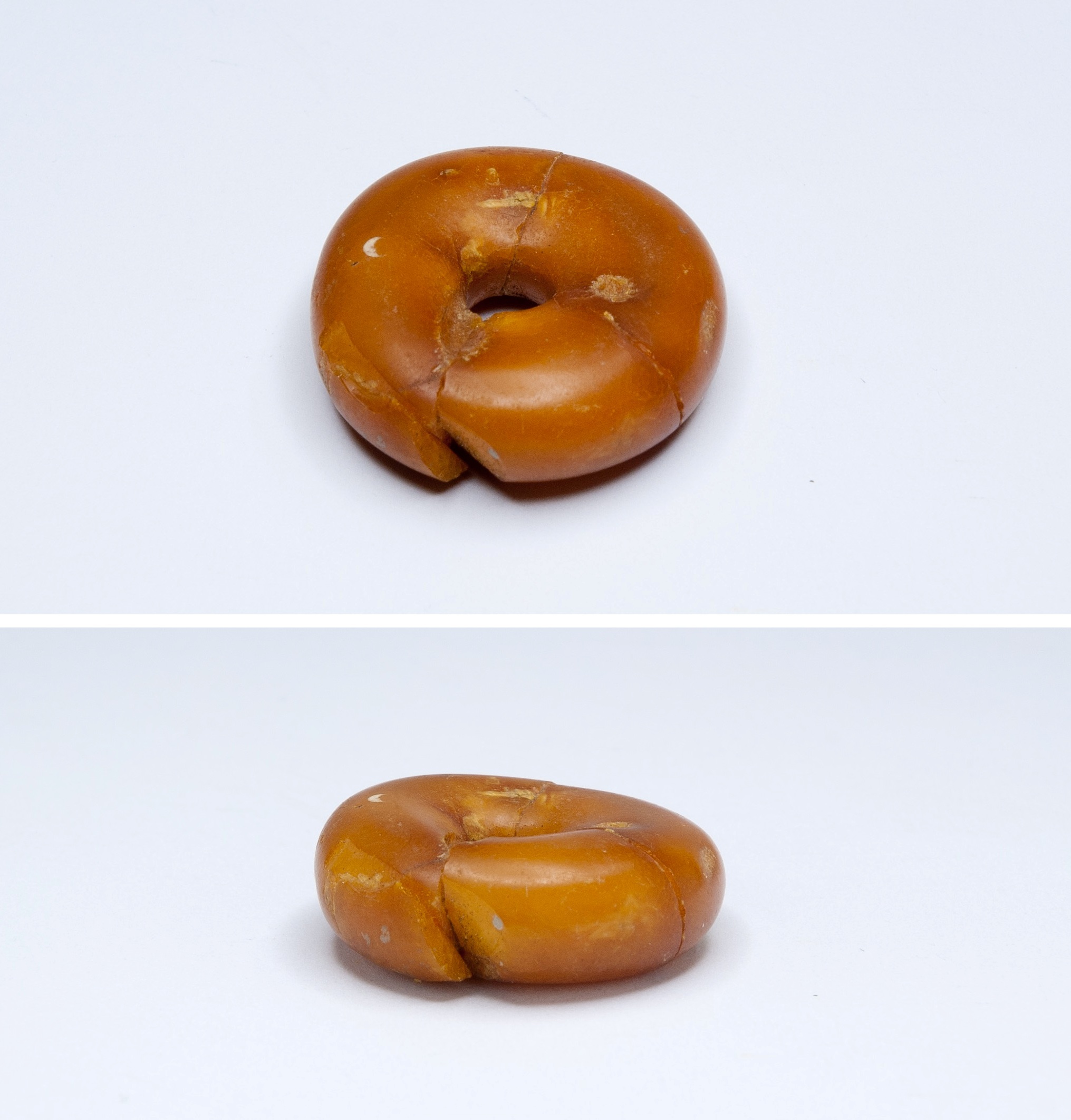 vago di collana - produzione baltica ? (secc. III/ II a.C)