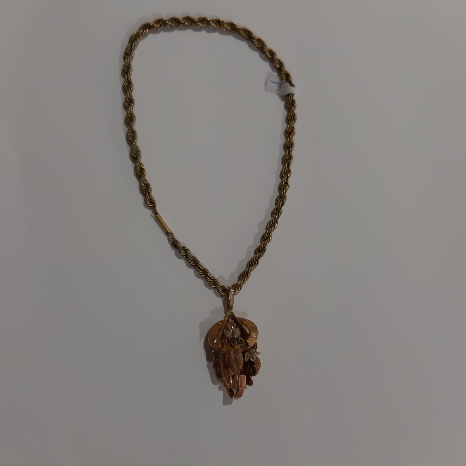 collana, opera isolata - bottega Italia meridionale (seconda metà XIX)