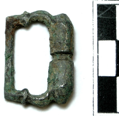 SINGOLO OGGETTO/ fibbia, PERIODIZZAZIONI/ Storia/ Eta' medievale/ Basso Medioevo