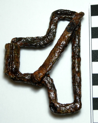 SINGOLO OGGETTO/ fibbia, PERIODIZZAZIONI/ Storia/ Eta' medievale/ Basso Medioevo