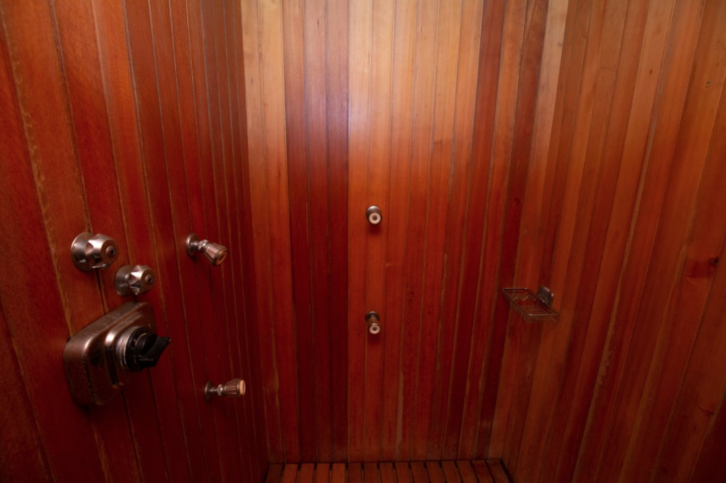 sauna, con rivestimento ligneo - ambito postmoderno (XX)