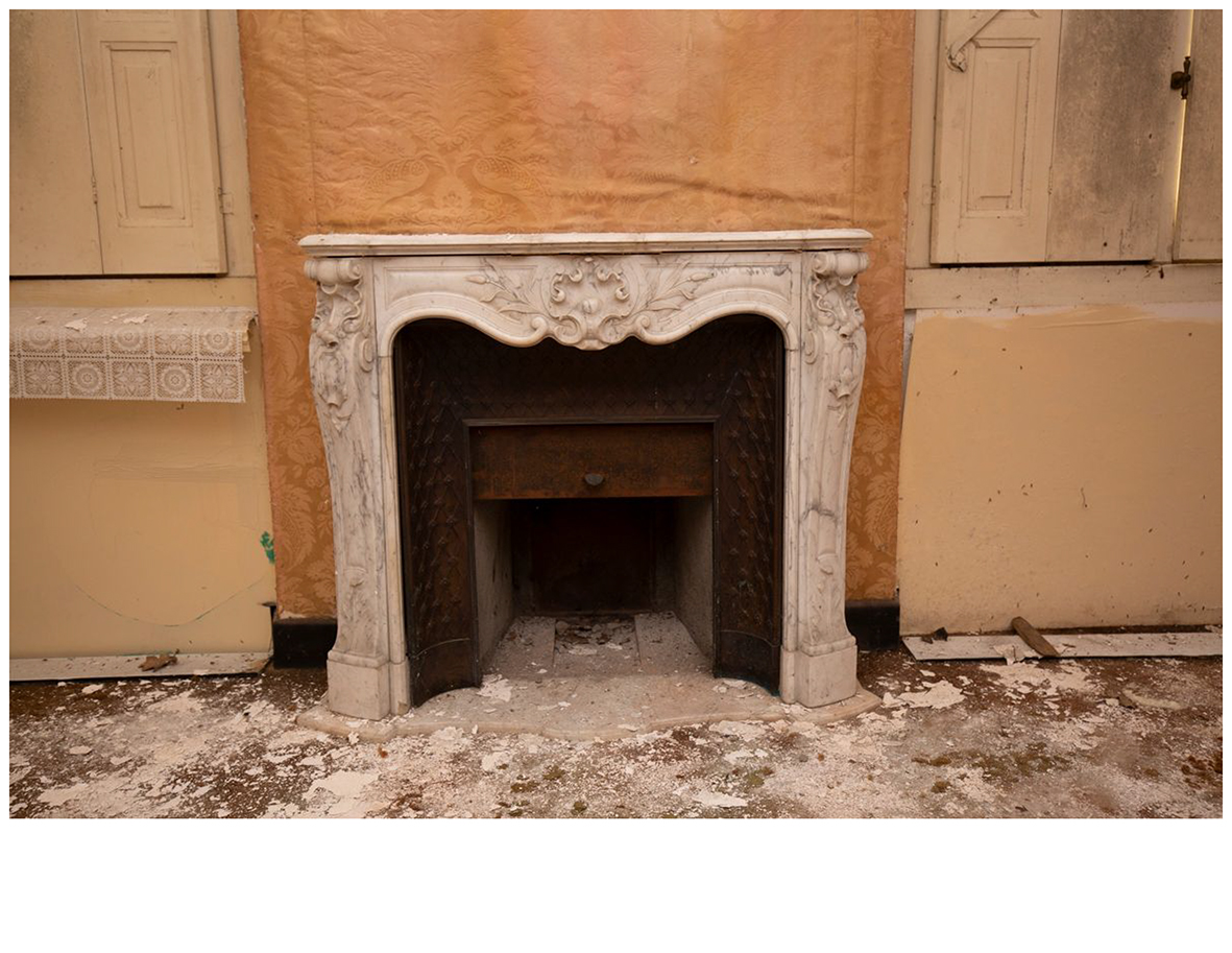 camino, a parete - Stile Luigi XV (XIX)