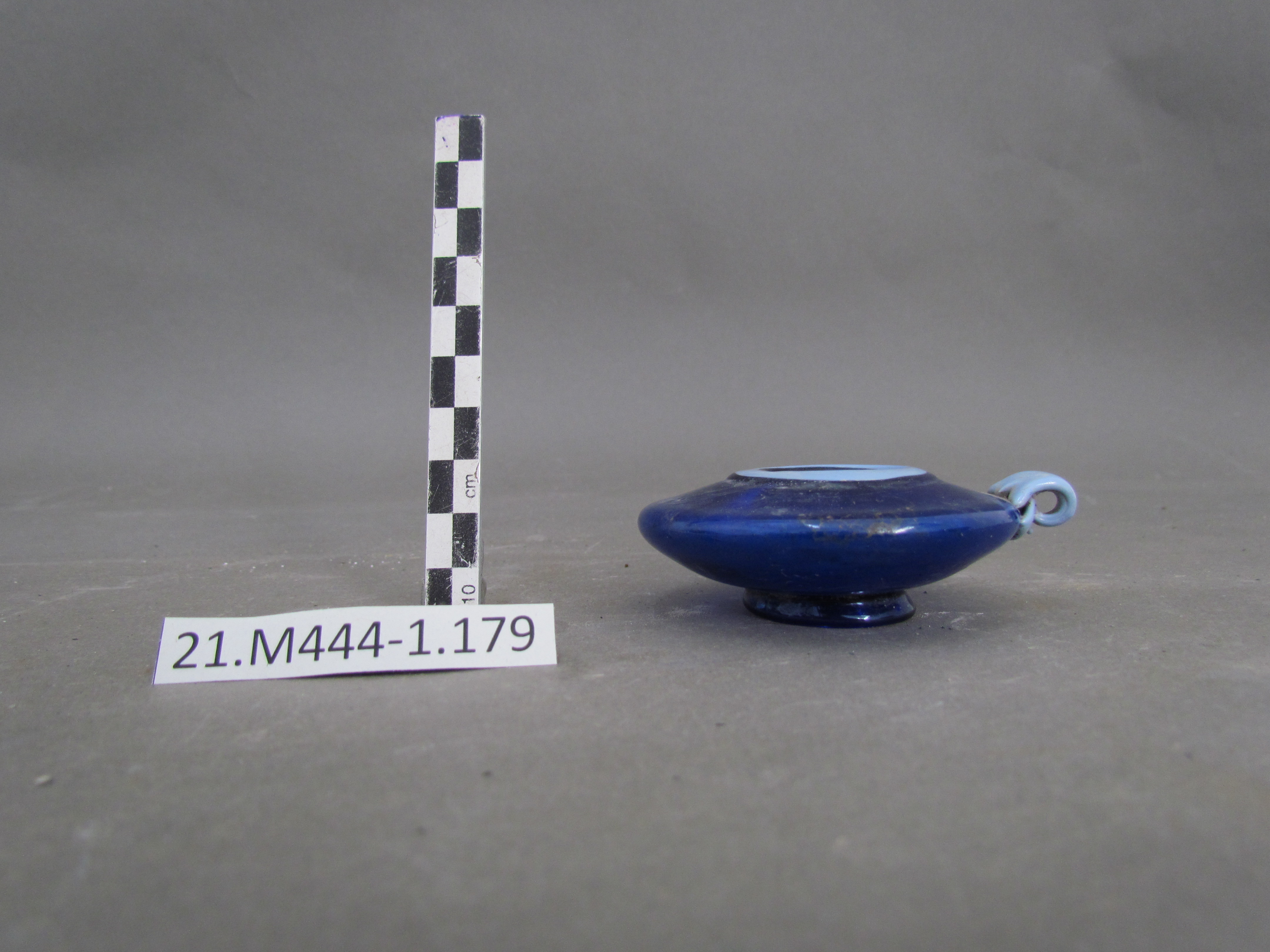 SINGOLO OGGETTO/ lucerna, SECOLI/ I