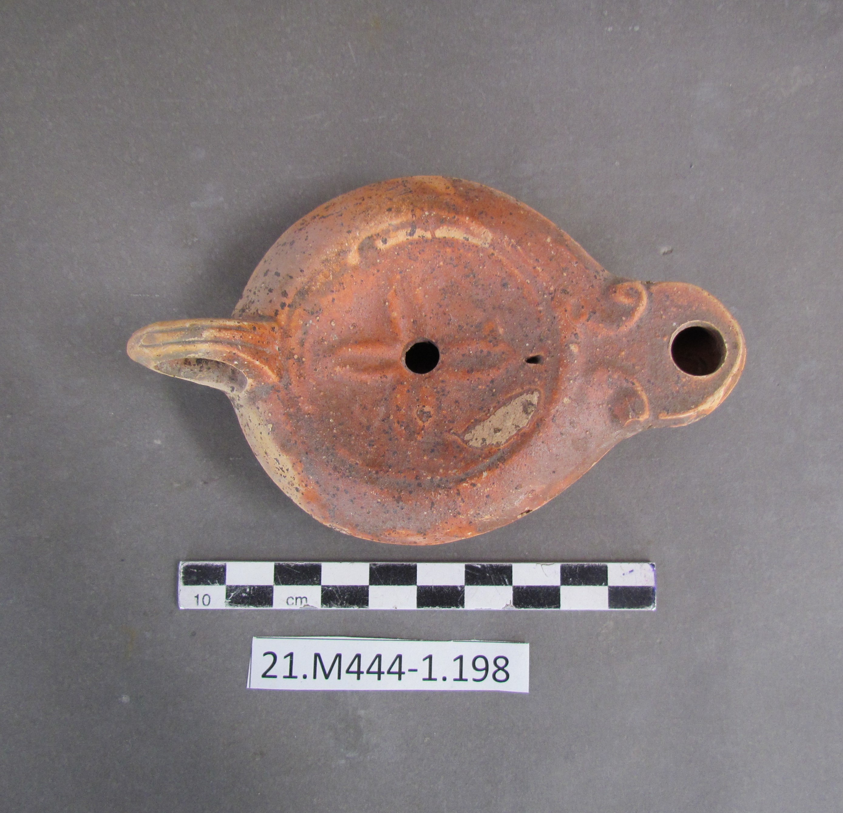 SINGOLO OGGETTO/ lucerna, SECOLI/ I