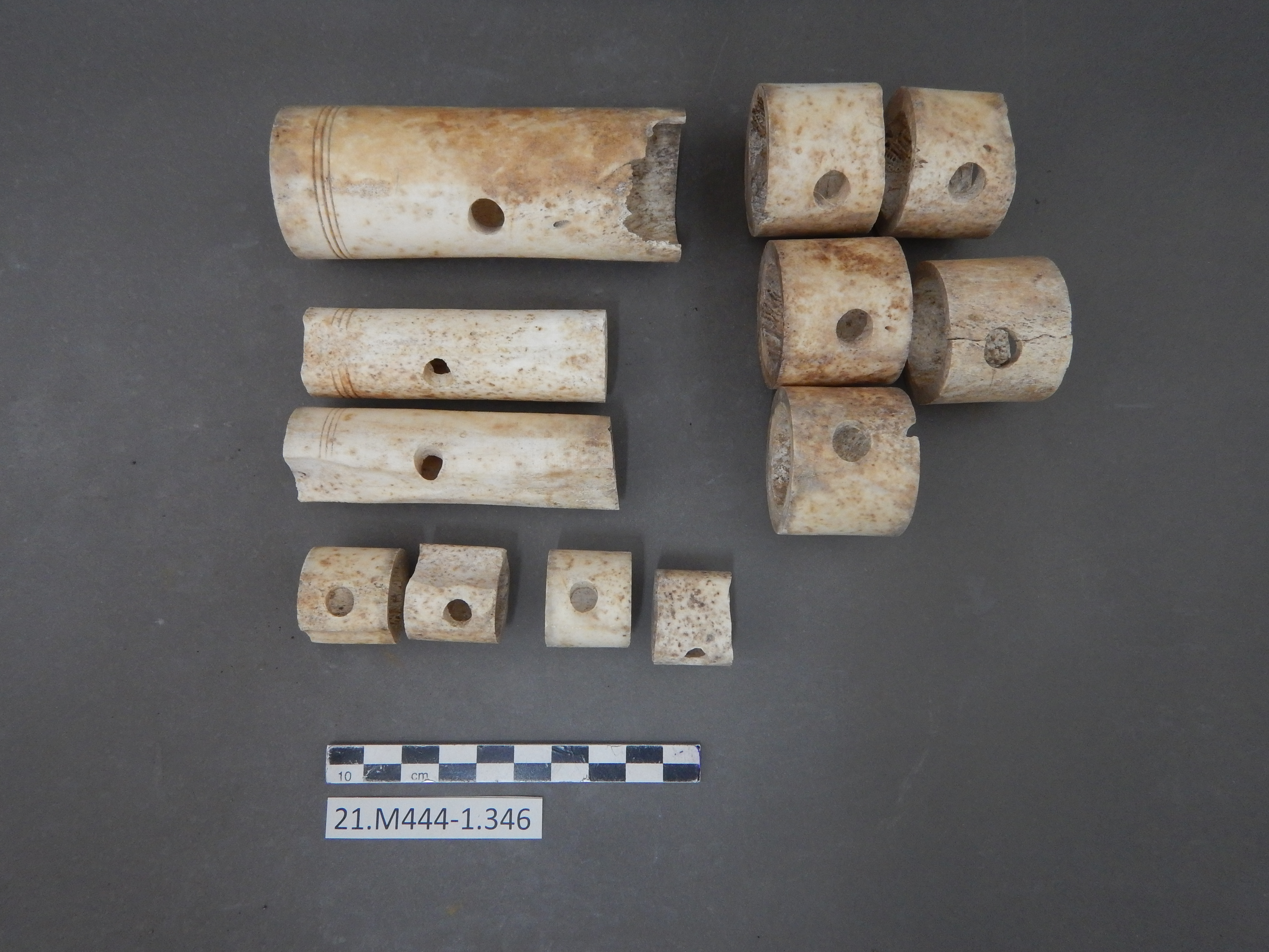 SINGOLO OGGETTO/ mobile, SECOLI/ I