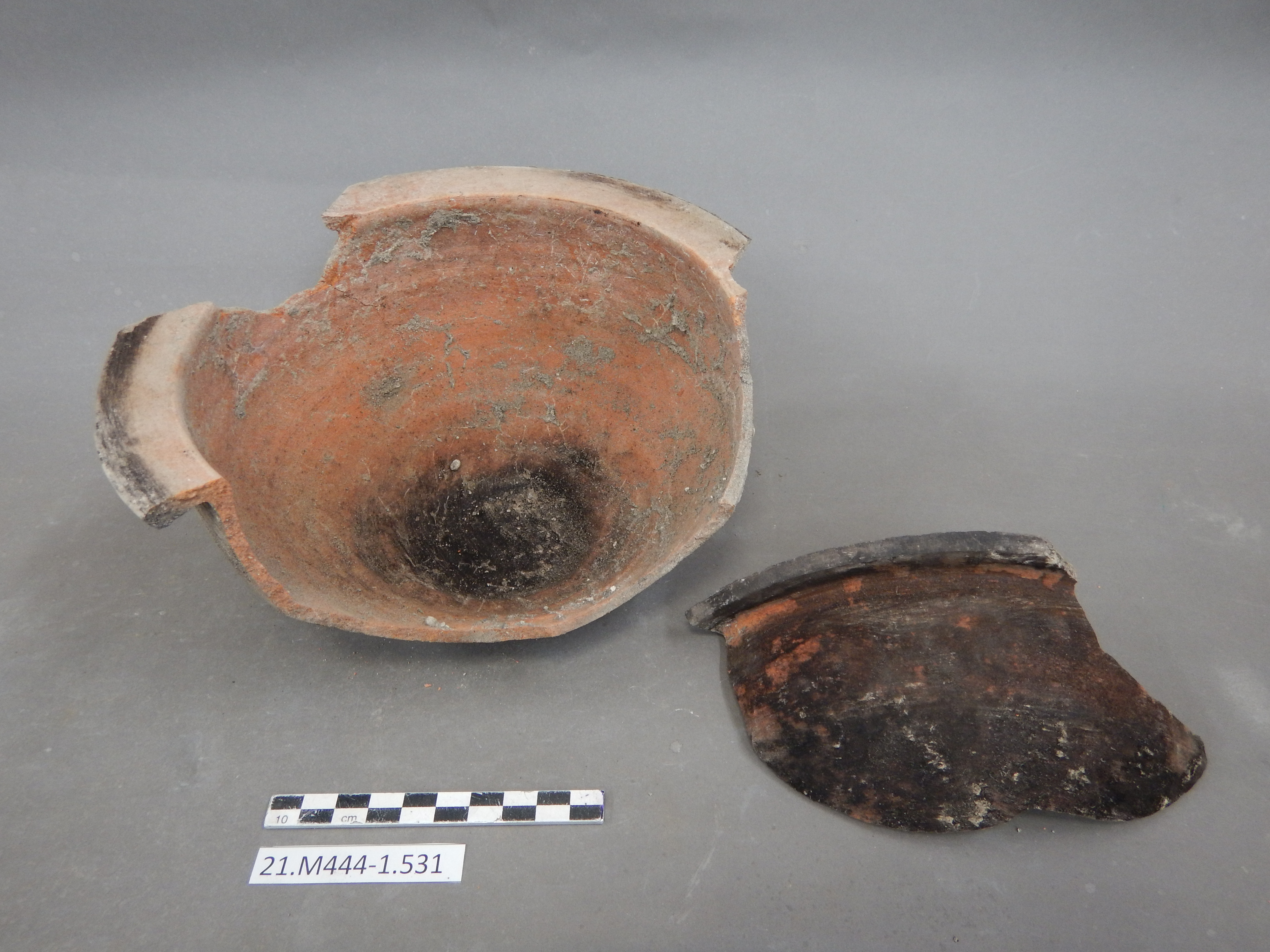 SINGOLO OGGETTO/ pentola, SECOLI/ I