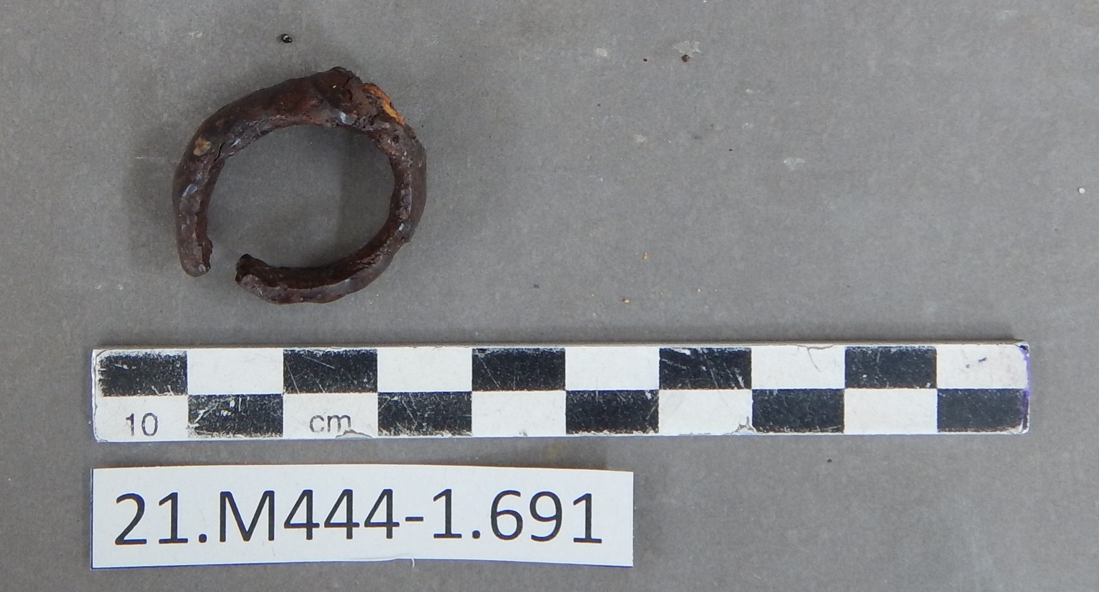 SINGOLO OGGETTO/ anello, SECOLI/ VI a.C