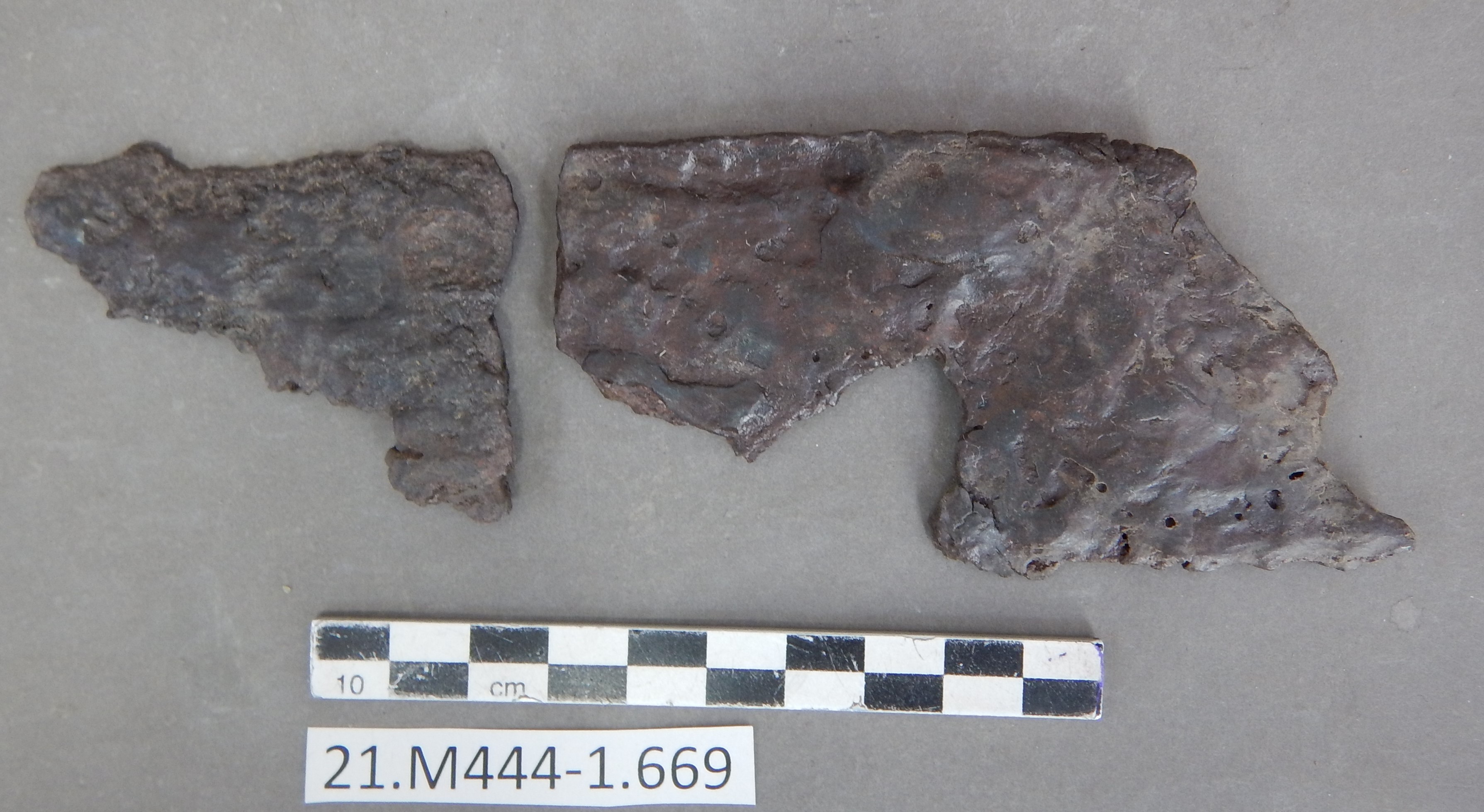 SINGOLO OGGETTO/ lama, SECOLI/ VI a.C