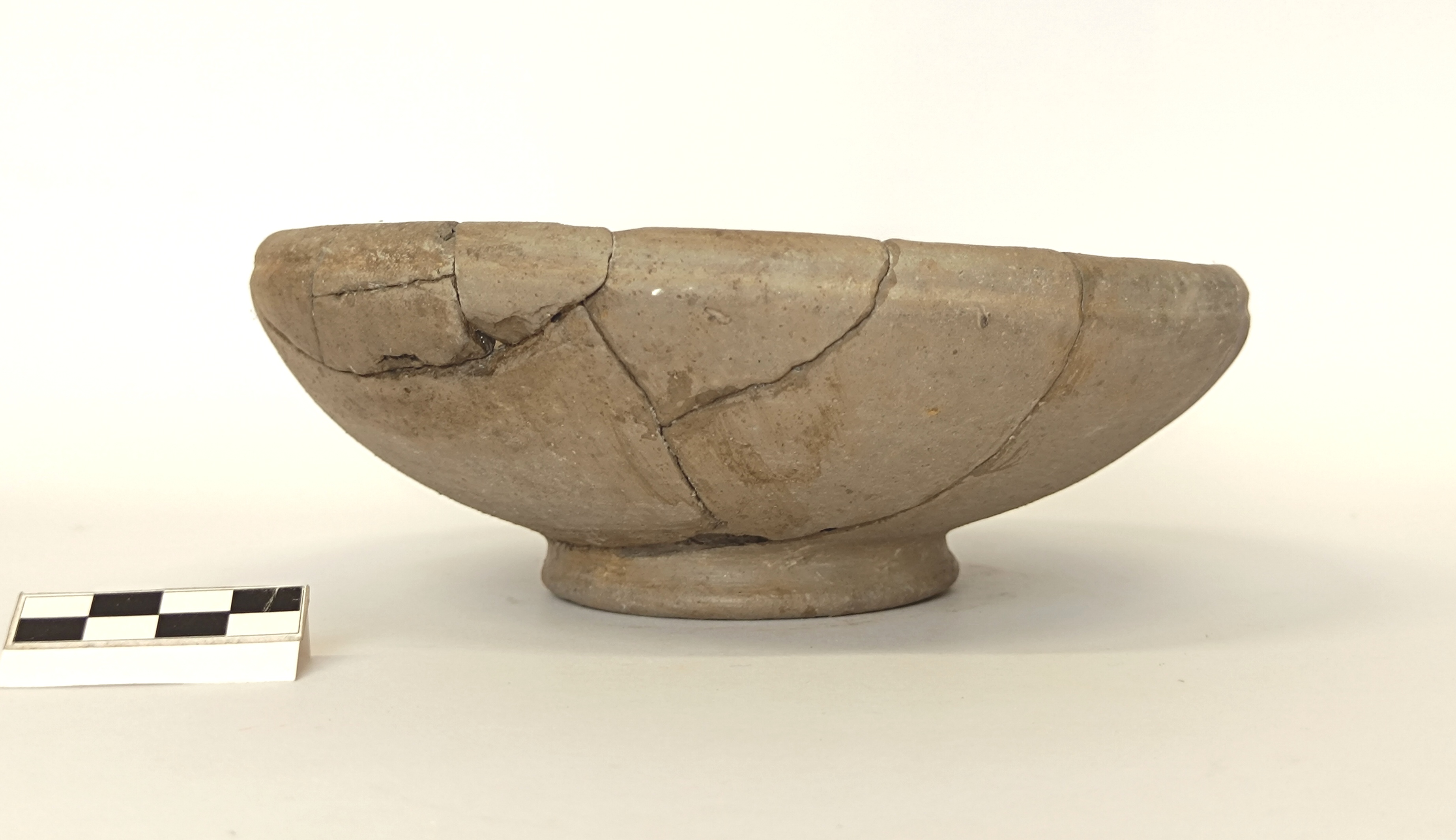 coppa/ a parete convessa - produzione locale (fine/ inizio SECOLI/ ARCHI DI SECOLI/ III a.C.-II a.C)