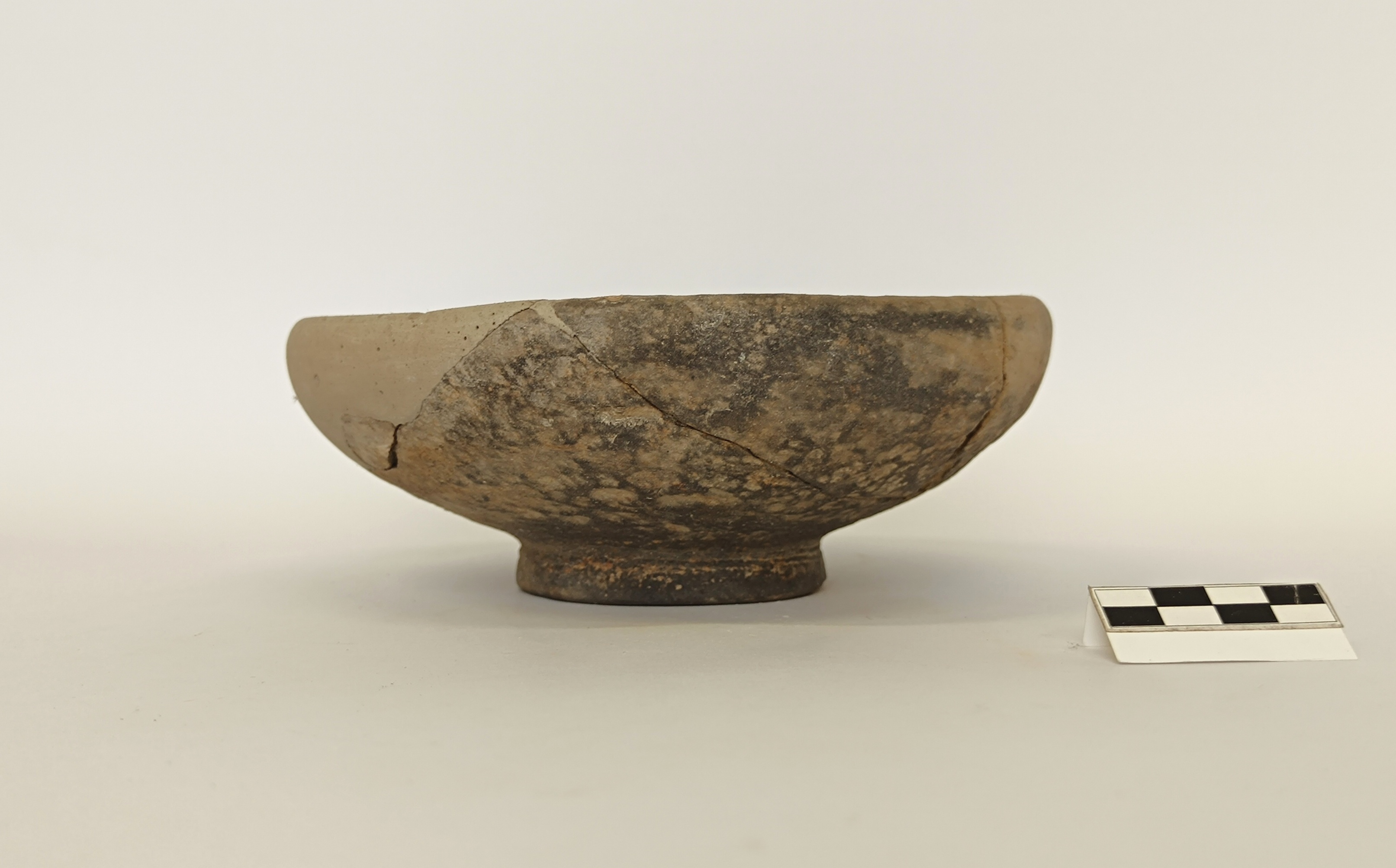 coppa/ a parete convessa - produzione locale (fine SECOLI/ III a.C)