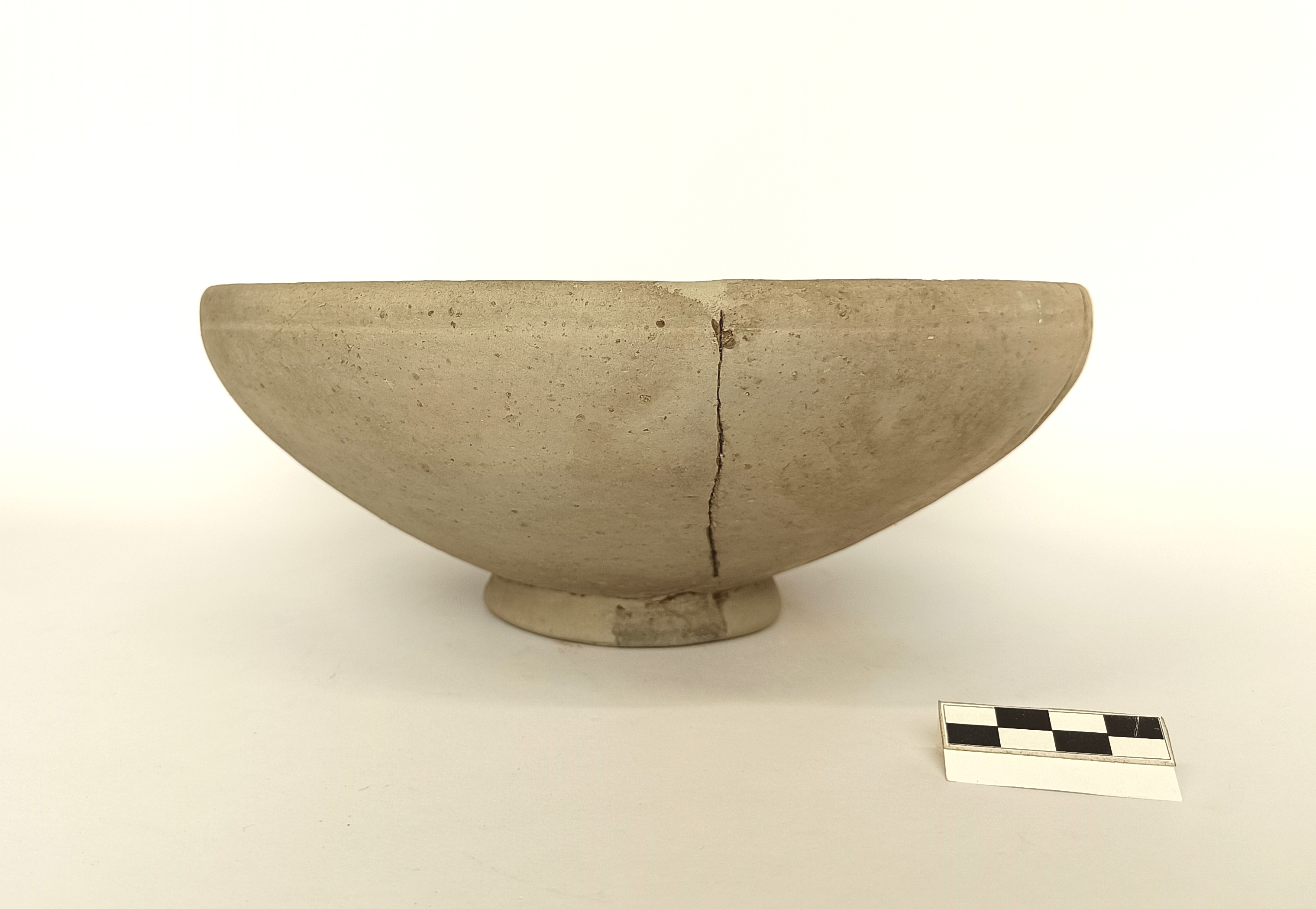 coppa/ a parete convessa - produzione locale (fine SECOLI/ III a.C)