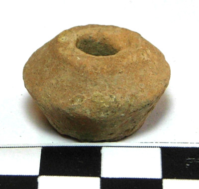 SINGOLO OGGETTO/ fuseruola, PERIODIZZAZIONI/ Storia/ Eta' medievale/ Alto Medioevo