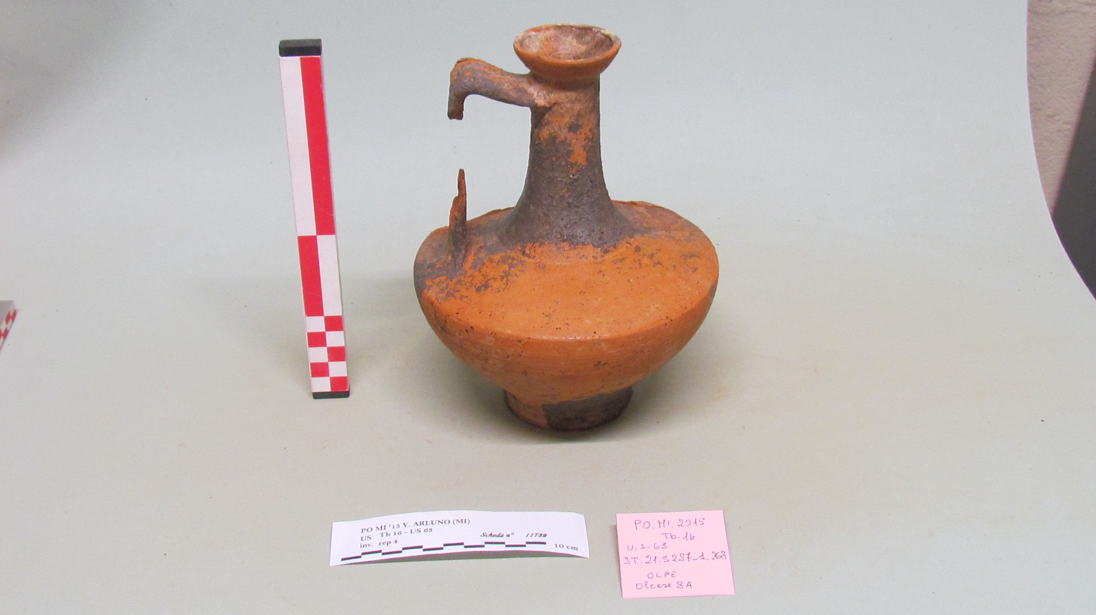 SINGOLO OGGETTO/ olpe, SECOLI/ ARCHI DI SECOLI/ Seconda metà I a.C. - inizio II d.C