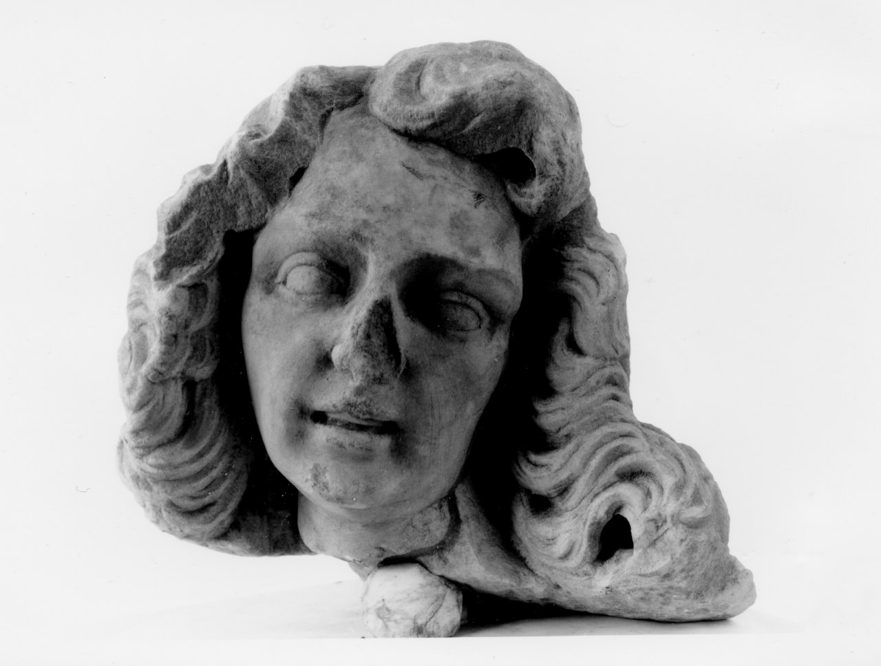 testa/ femminile (PERIODIZZAZIONI/ STORIA/ Età moderna)