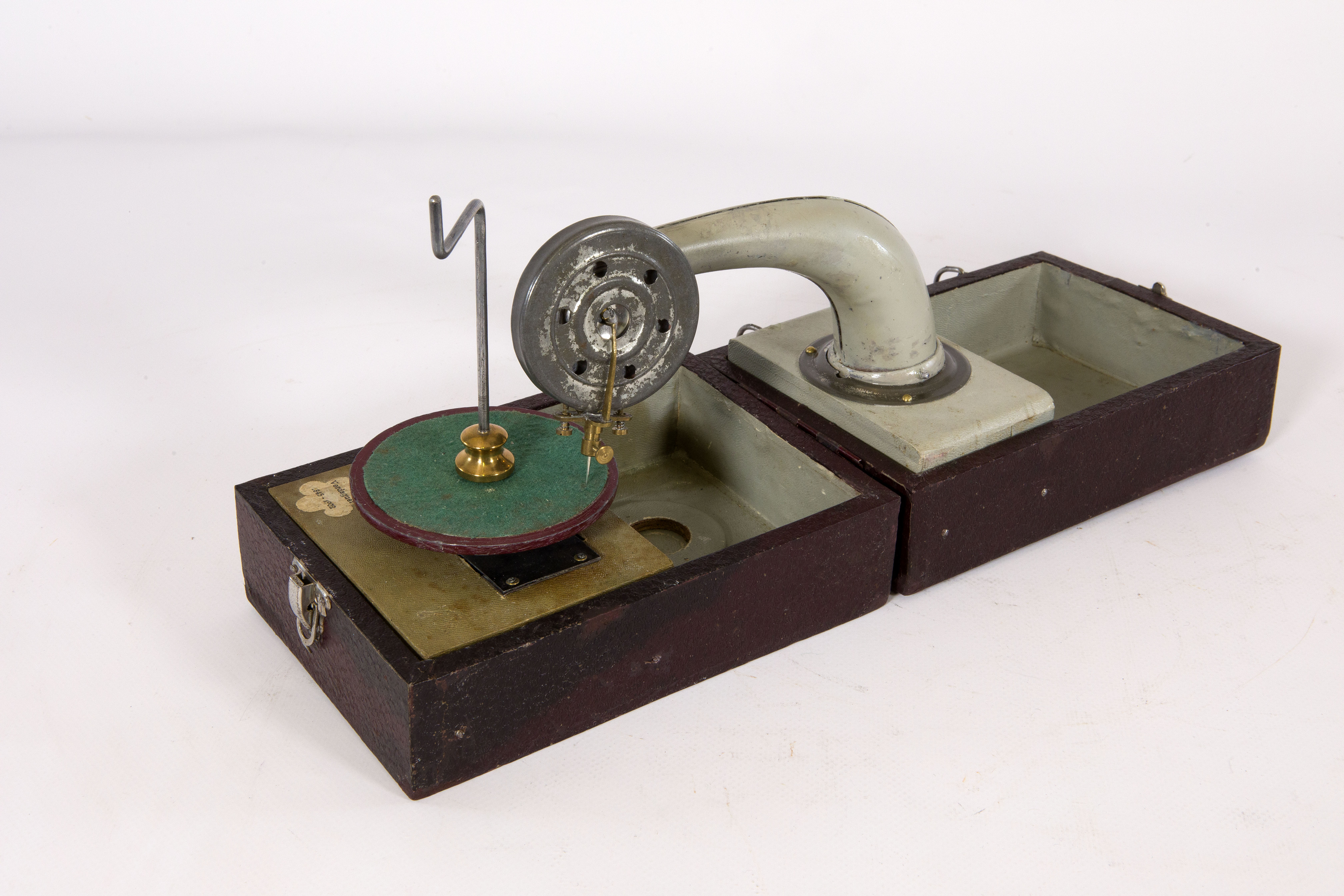 grammofono, portatile di CCC - Centro de Cultura por Correspondencia de San Sebastián (prima metà XX)