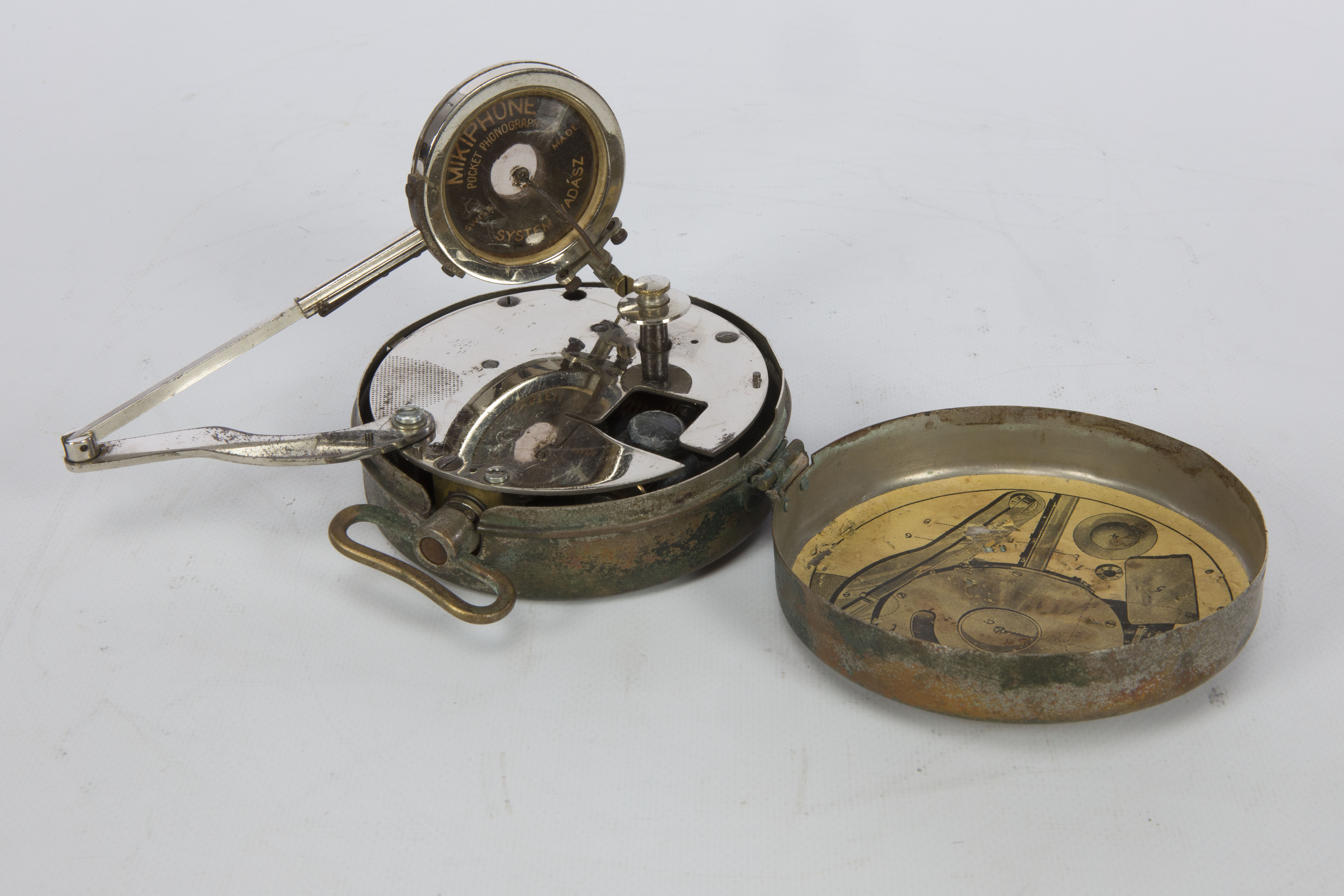 grammofono, portatile di Paillard SA (prima metà XX)