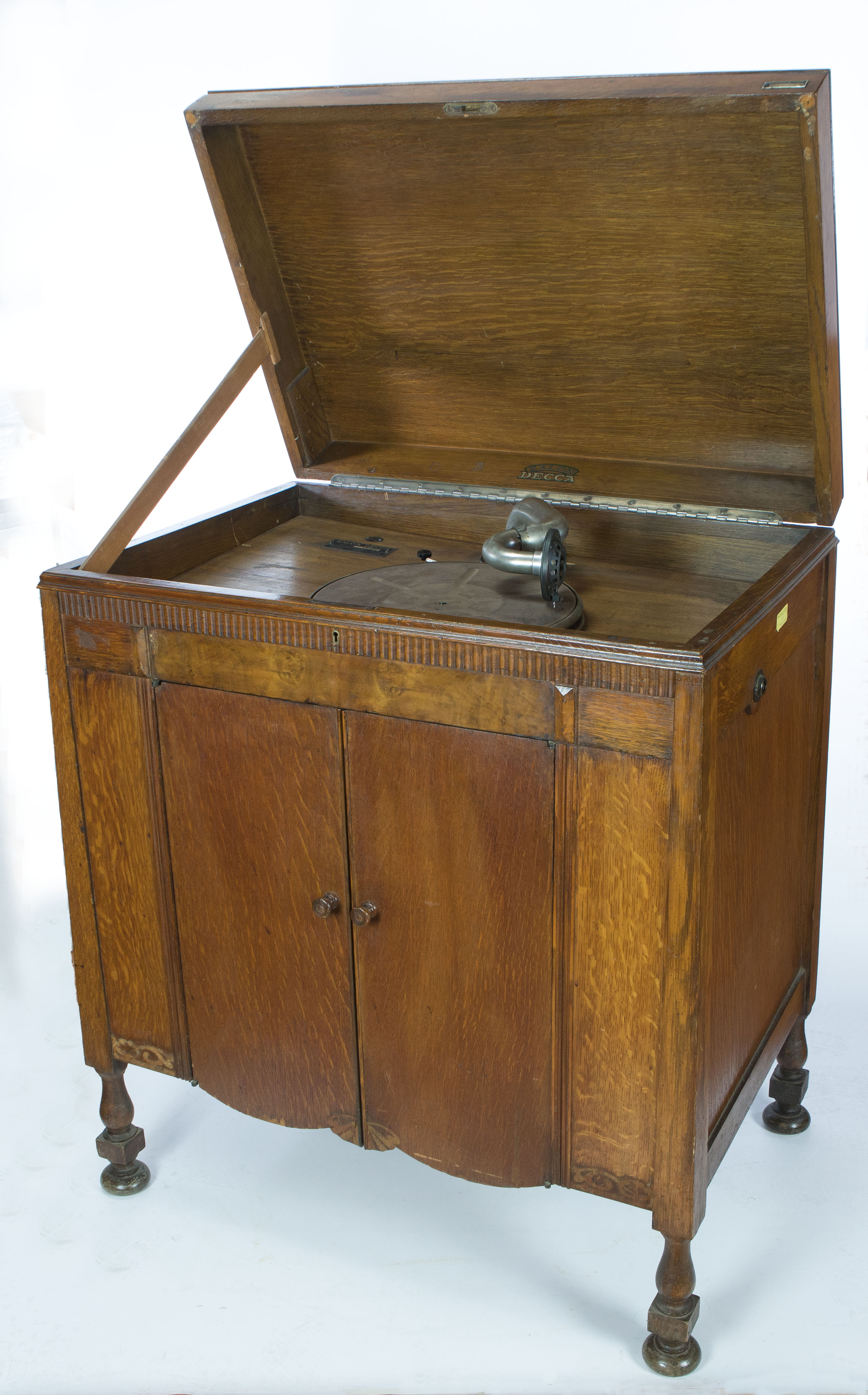 grammofono, cabinet di Decca Gramophone Co. Ltd (prima metà XX)