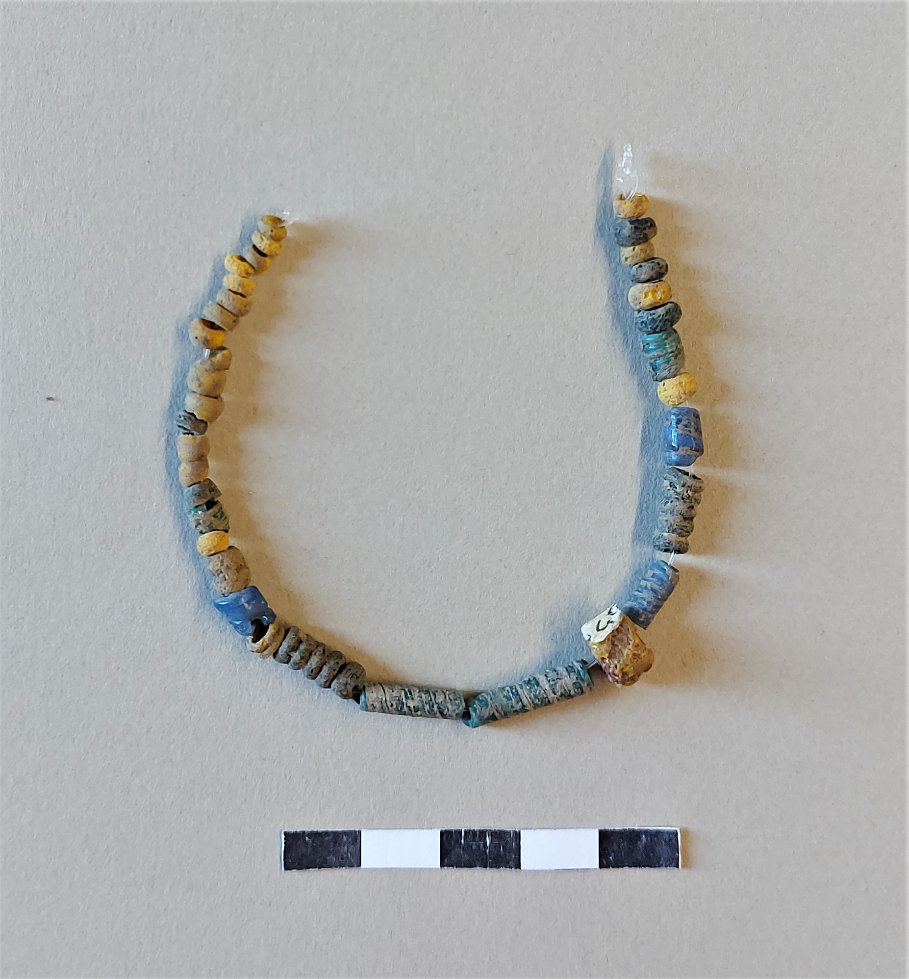 SINGOLO OGGETTO/ bracciale, PERIODIZZAZIONI/ STORIA/ Età medievale/ Alto Medioevo