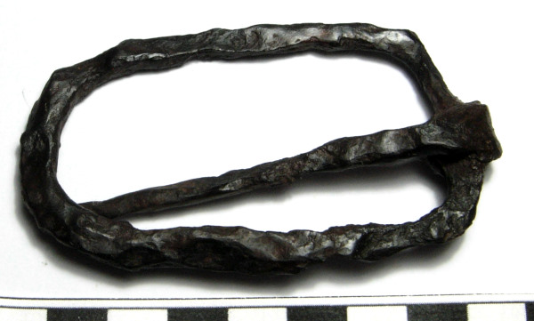 SINGOLO OGGETTO/ fibbia, PERIODIZZAZIONI/ STORIA/ Eta' medievale