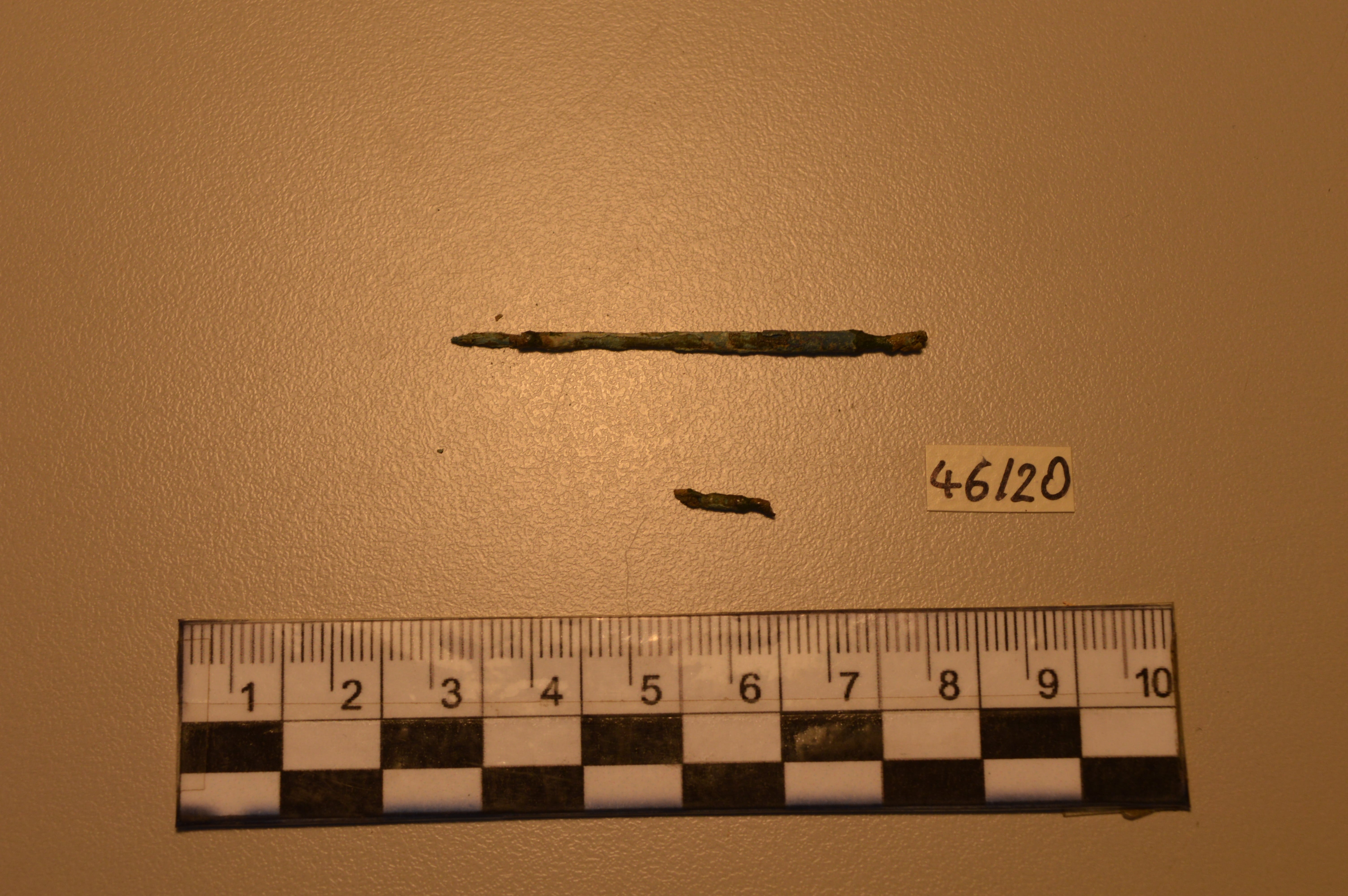 SINGOLO OGGETTO/ ago, PERIODIZZAZIONI/ PROTOSTORIA/ Età del Ferro/ Media età del Ferro