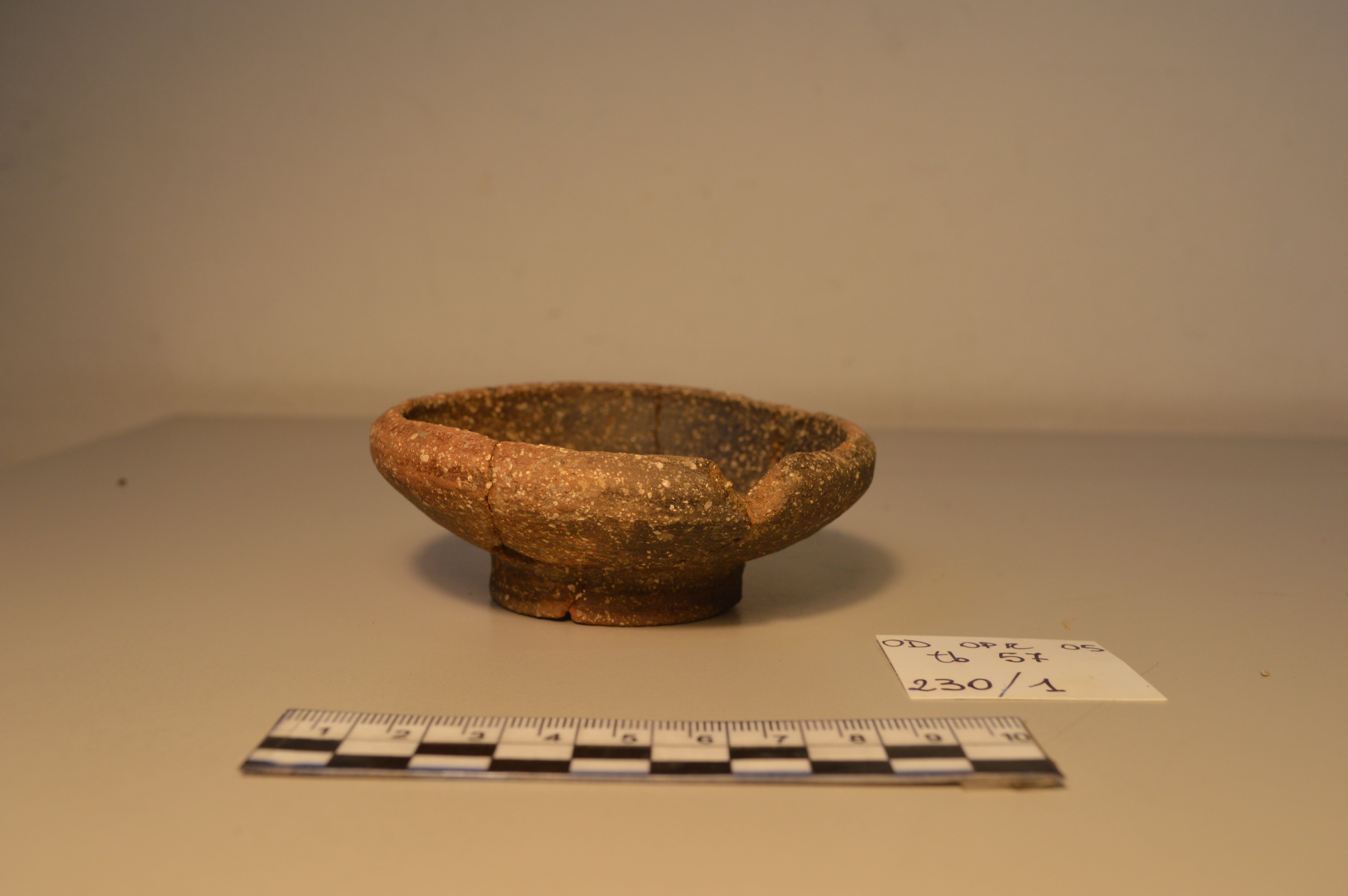 SINGOLO OGGETTO/ coppa, PERIODIZZAZIONI/ PROTOSTORIA/ Età del Ferro/ Seconda età del Ferro