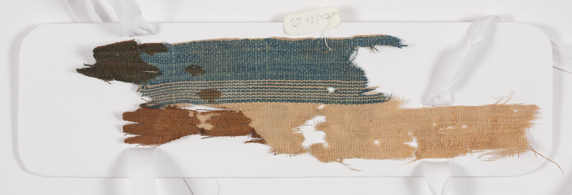 SINGOLO OGGETTO/ tessuto, PERIODIZZAZIONI/ STORIA/ Epoca Faraonica