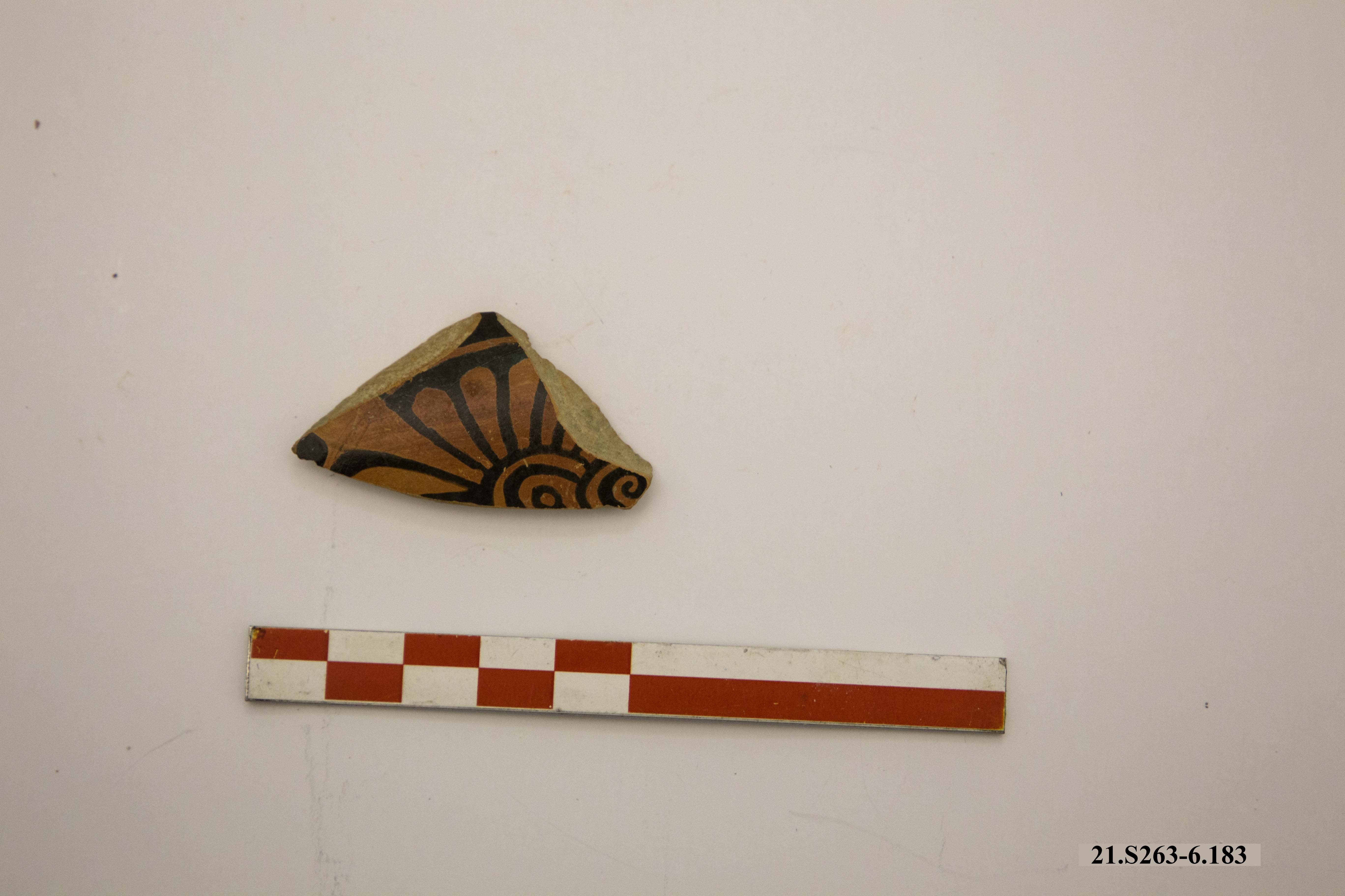 SINGOLO OGGETTO/ kylix, SECOLI/ V a.C, SECOLI/ IV a.C